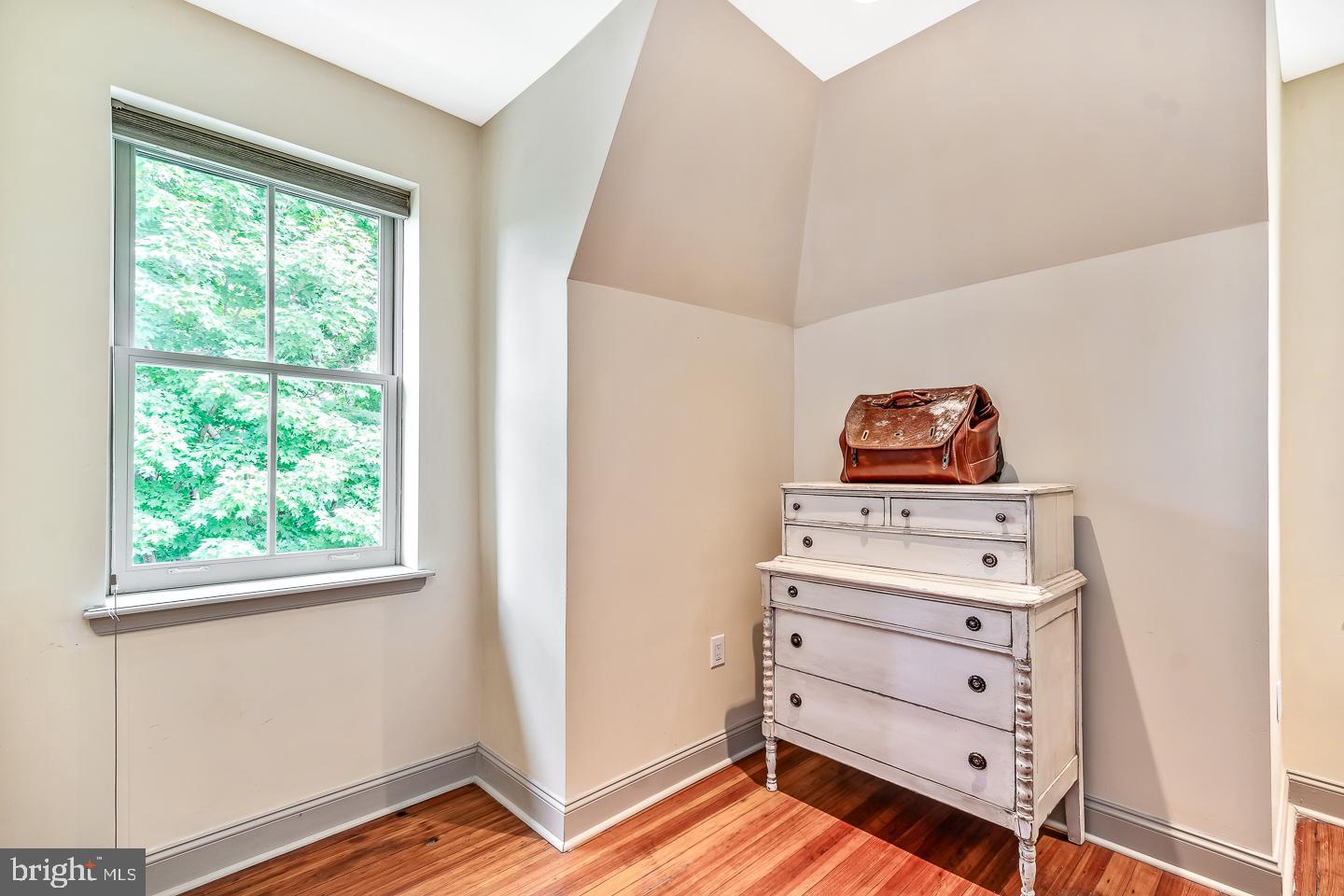 SPRUCE HILL - Residential