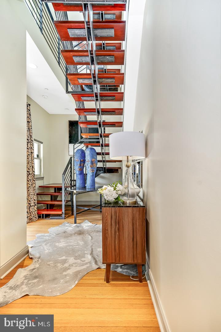 SPRUCE HILL - Residential