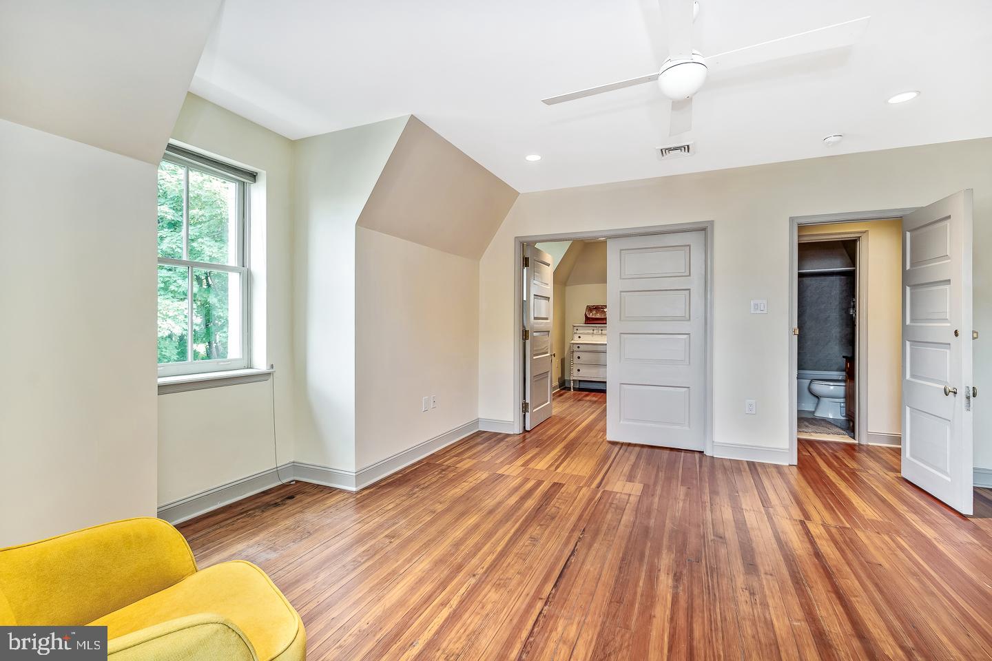 SPRUCE HILL - Residential