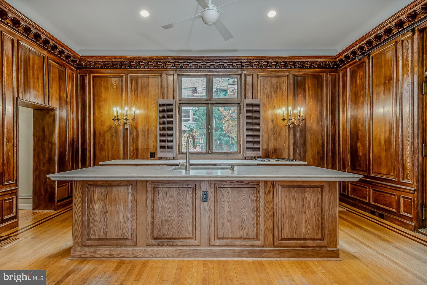 SPRUCE HILL - Residential