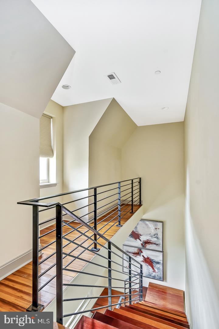 SPRUCE HILL - Residential