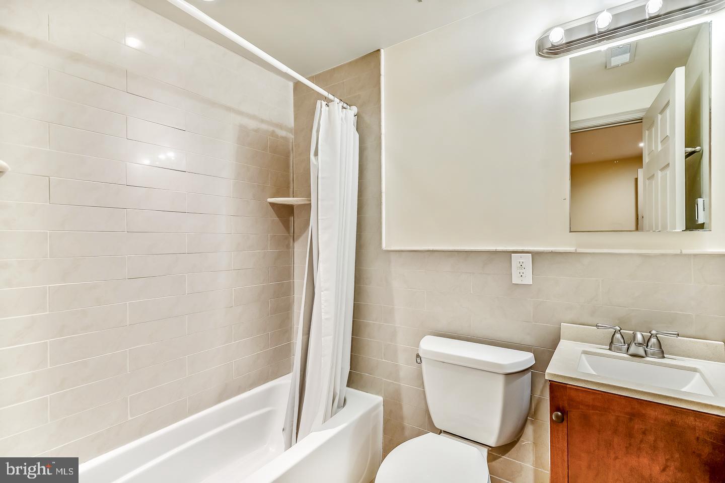 SPRUCE HILL - Residential