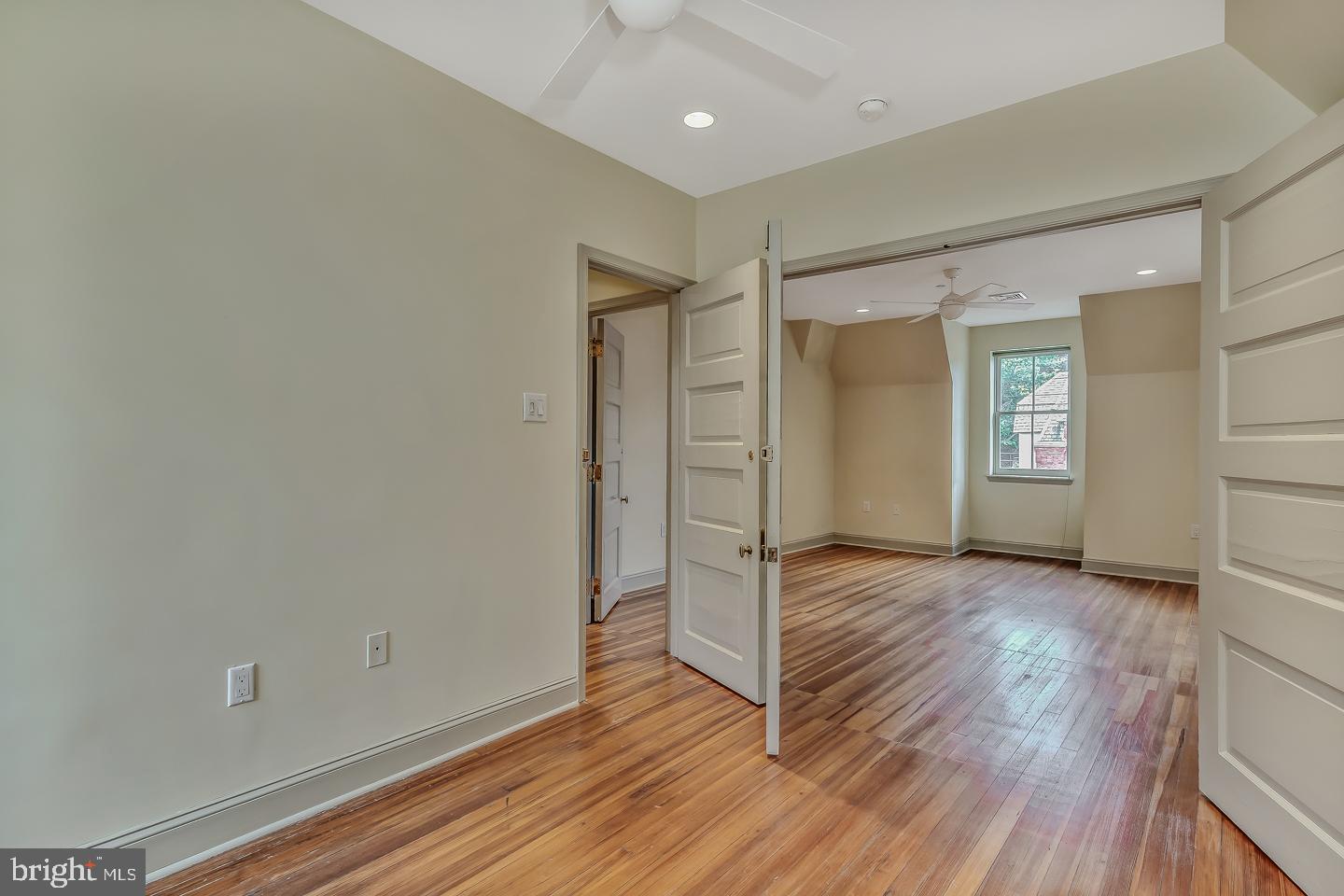 SPRUCE HILL - Residential