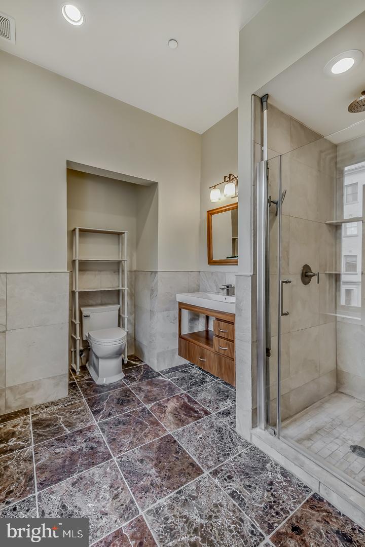 SPRUCE HILL - Residential