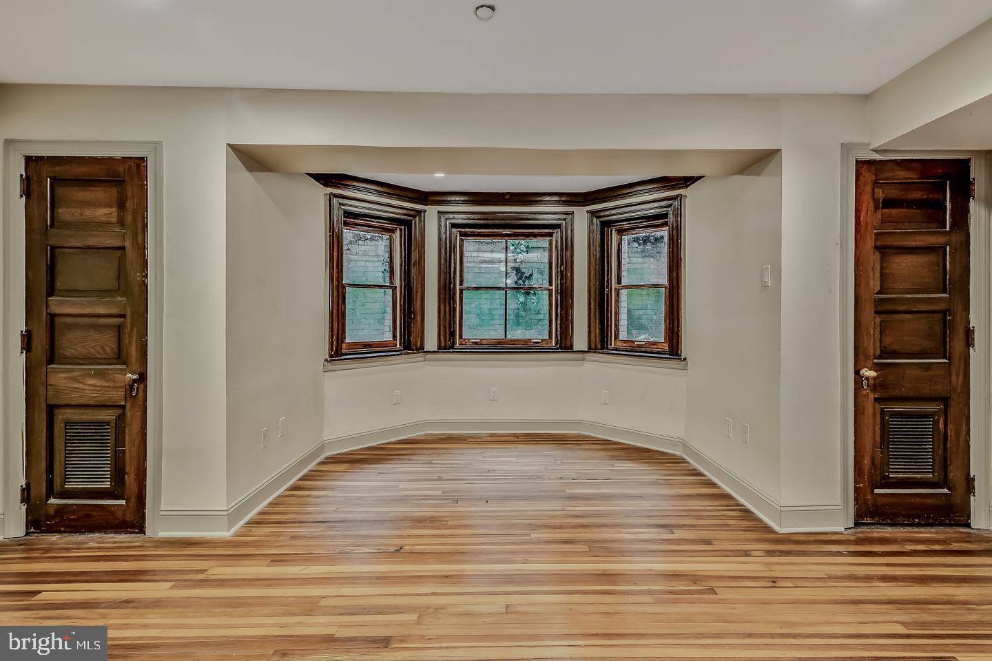 SPRUCE HILL - Residential