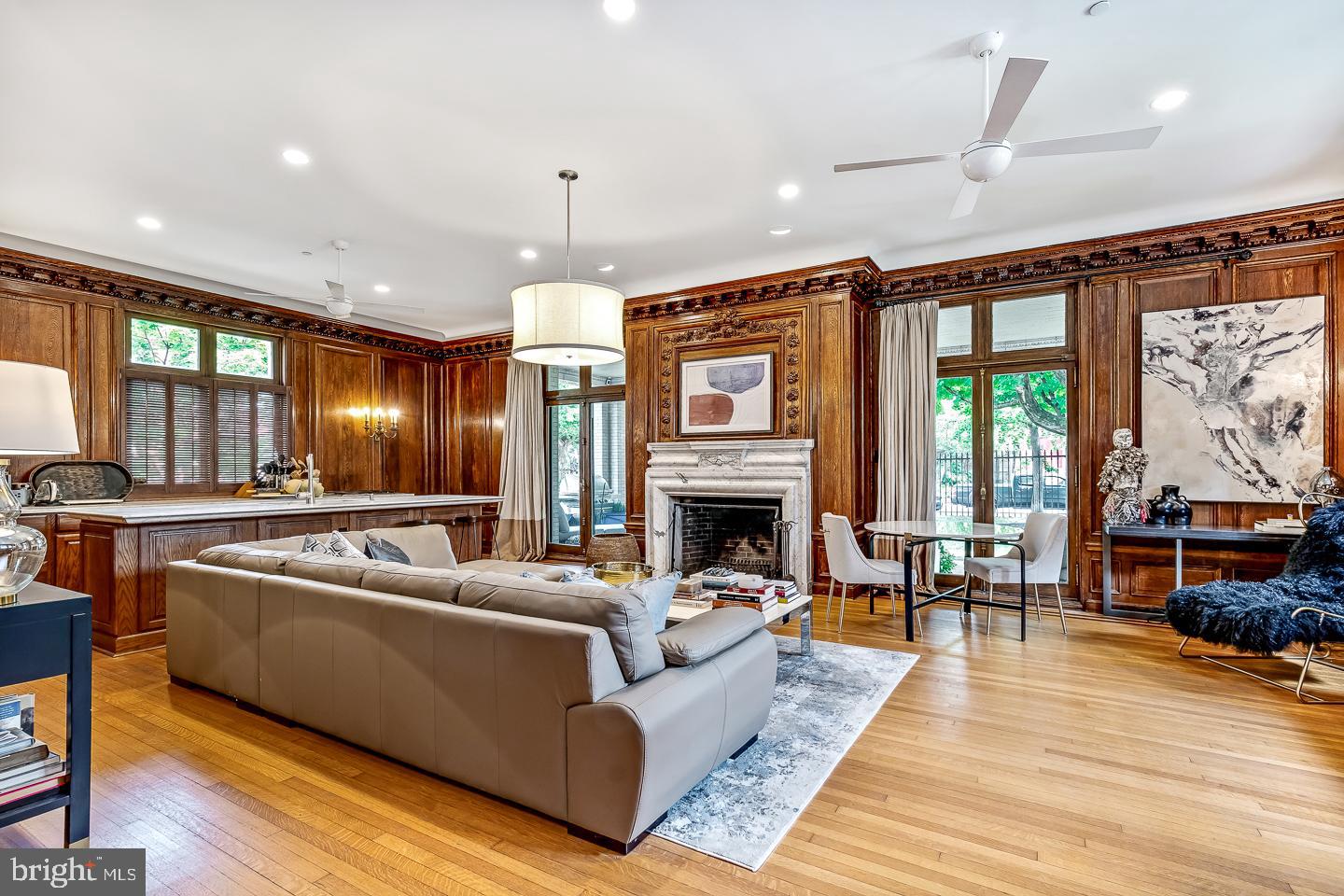 SPRUCE HILL - Residential