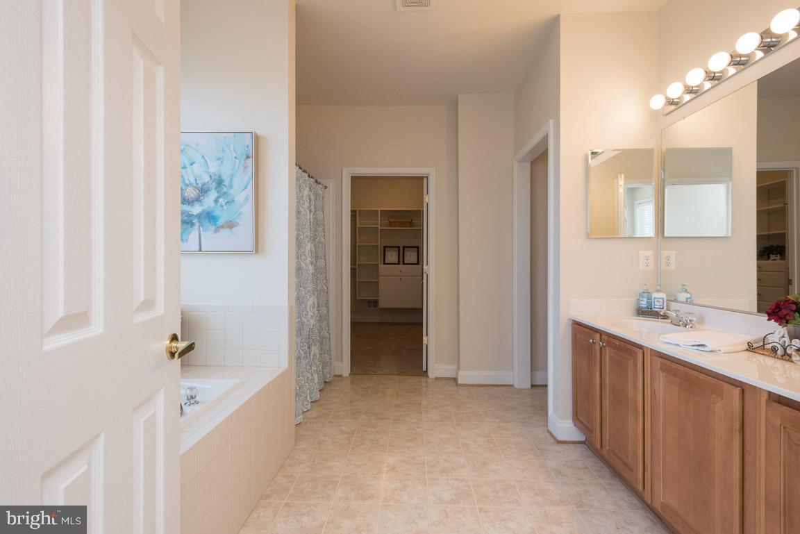 HERITAGE HUNT - Residential