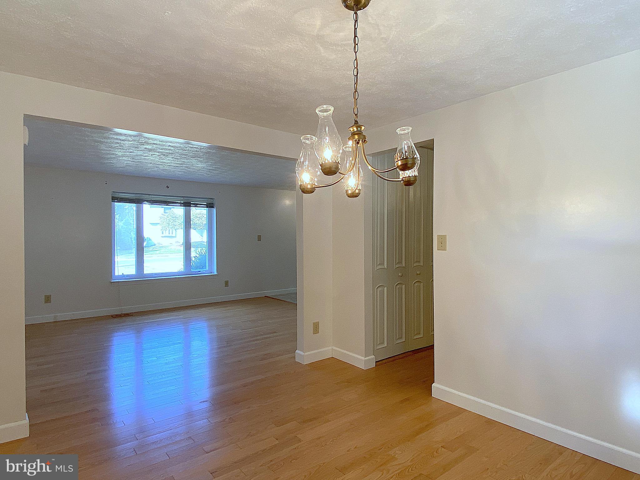 HARMANS WOODS - Residential