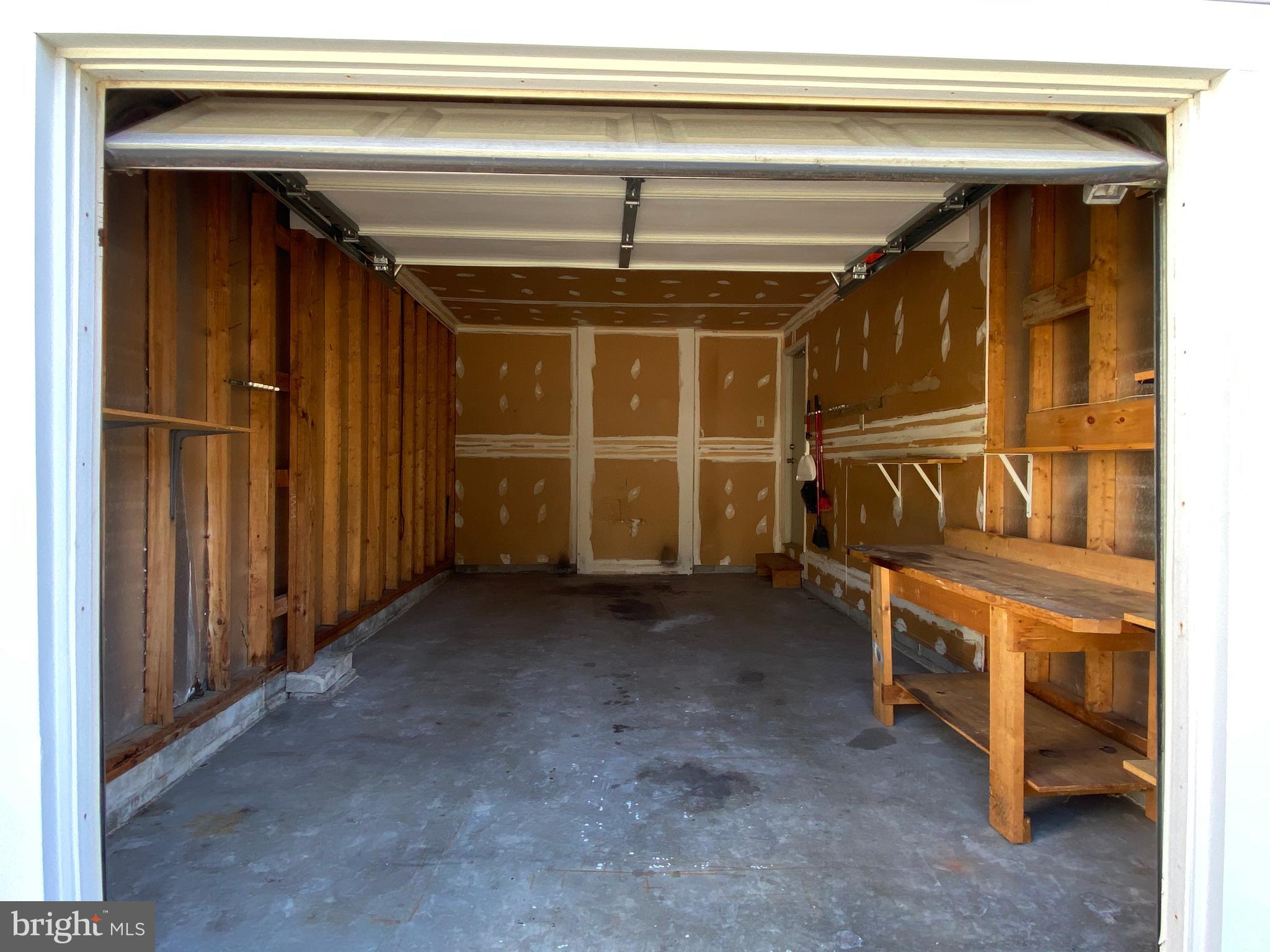 HARMANS WOODS - Residential