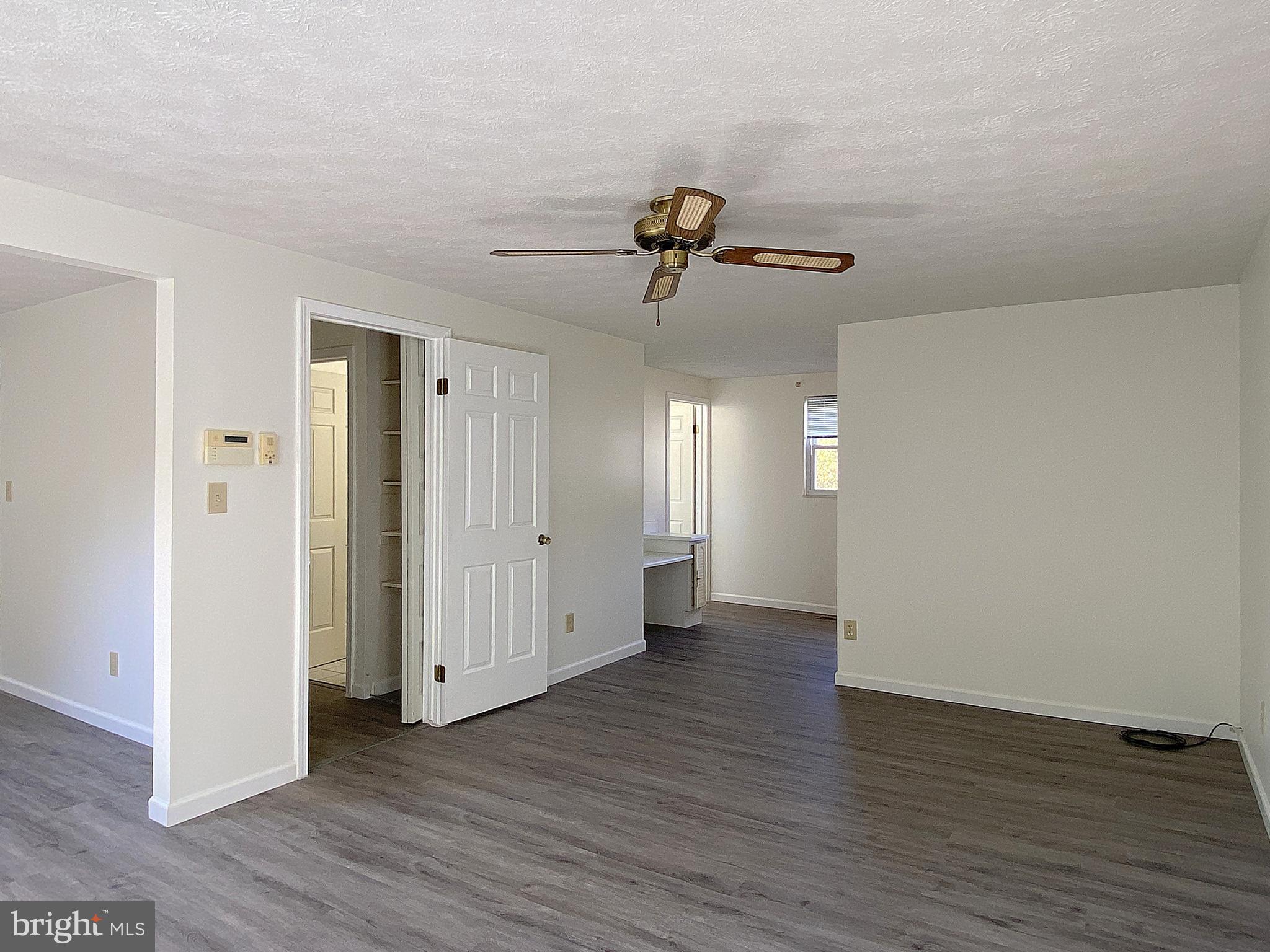 HARMANS WOODS - Residential