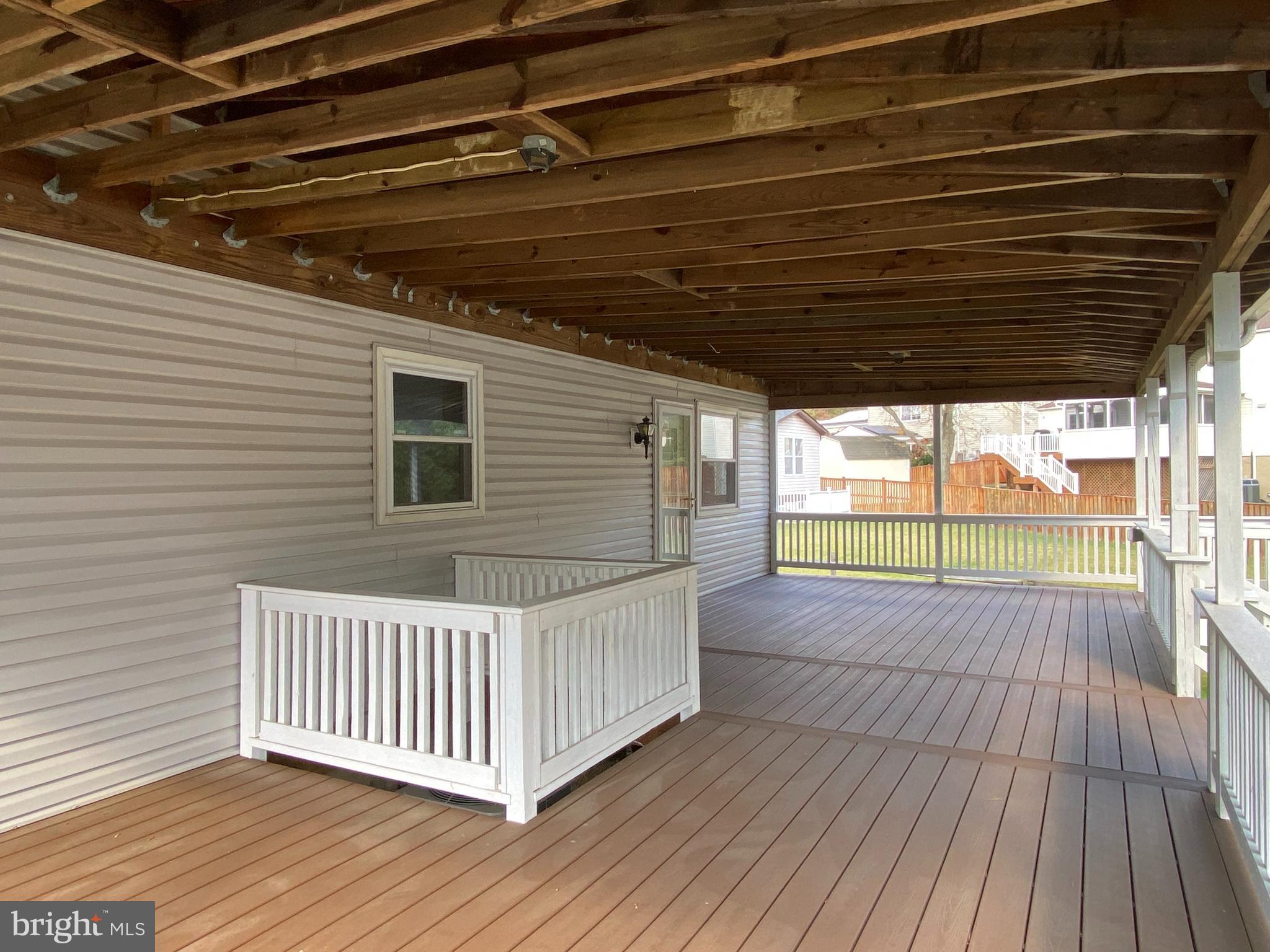 HARMANS WOODS - Residential