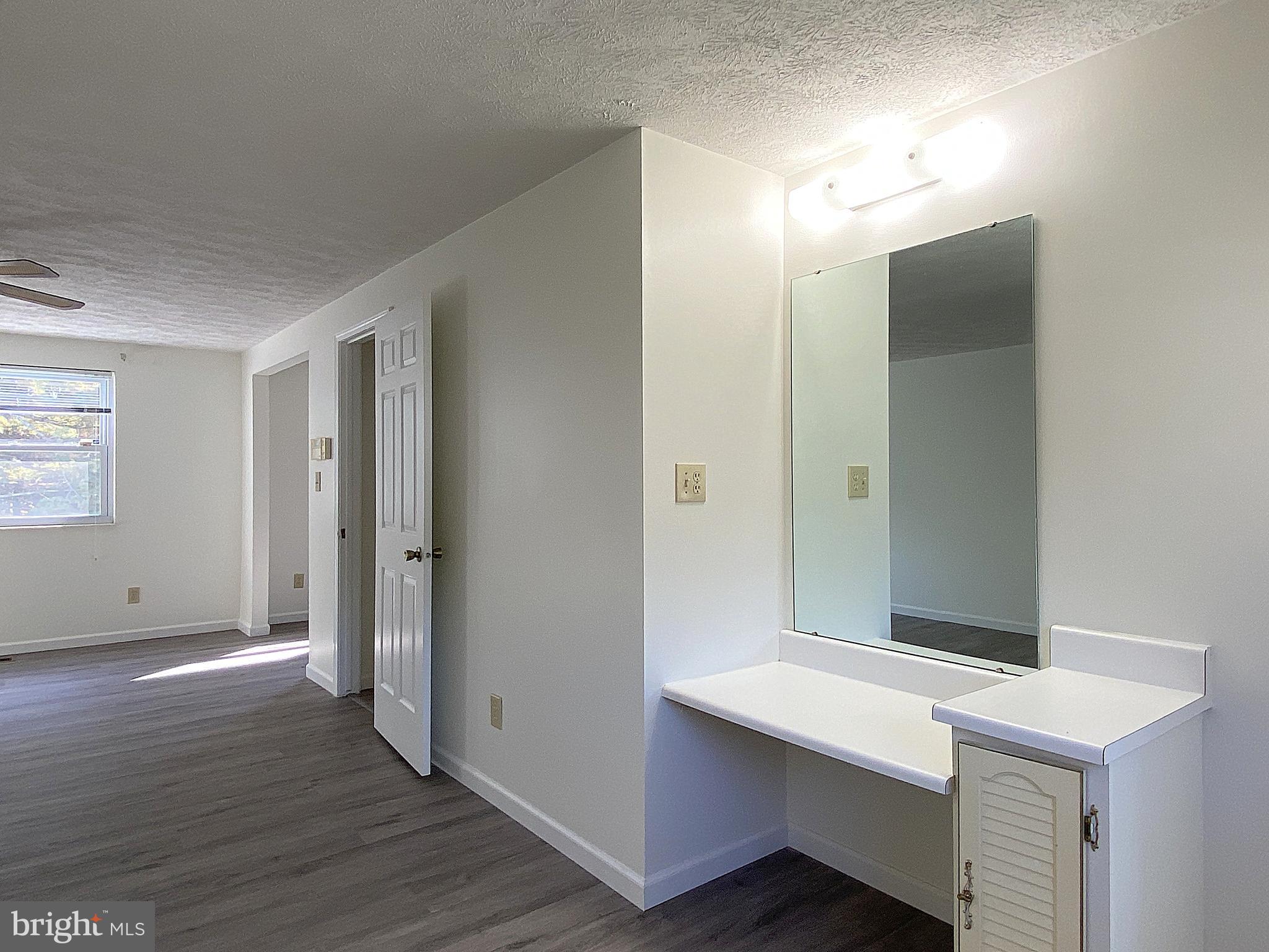 HARMANS WOODS - Residential