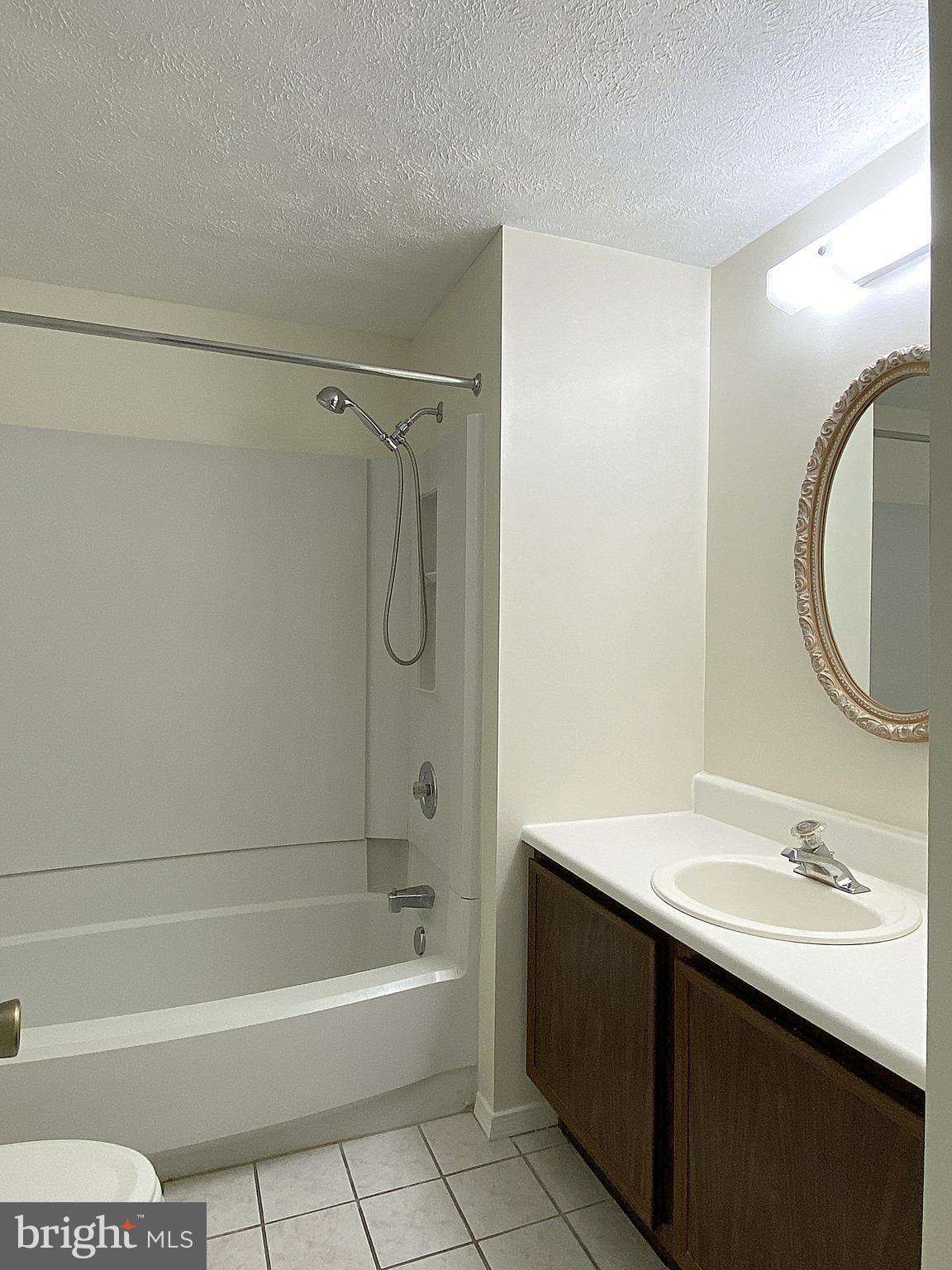 HARMANS WOODS - Residential