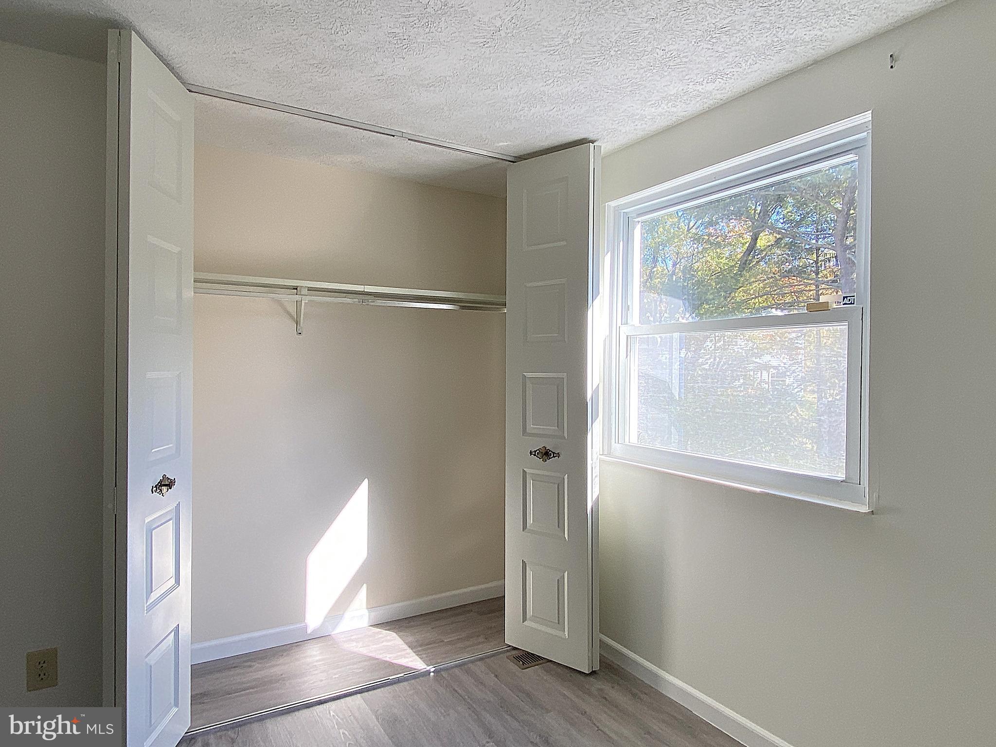 HARMANS WOODS - Residential