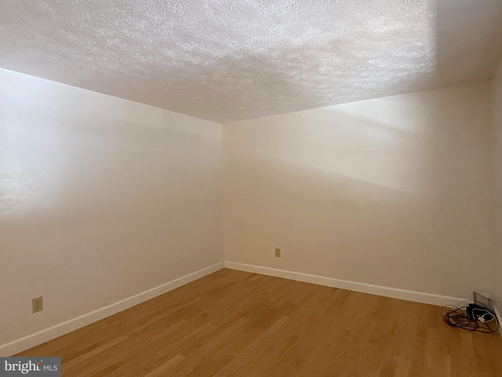 HARMANS WOODS - Residential