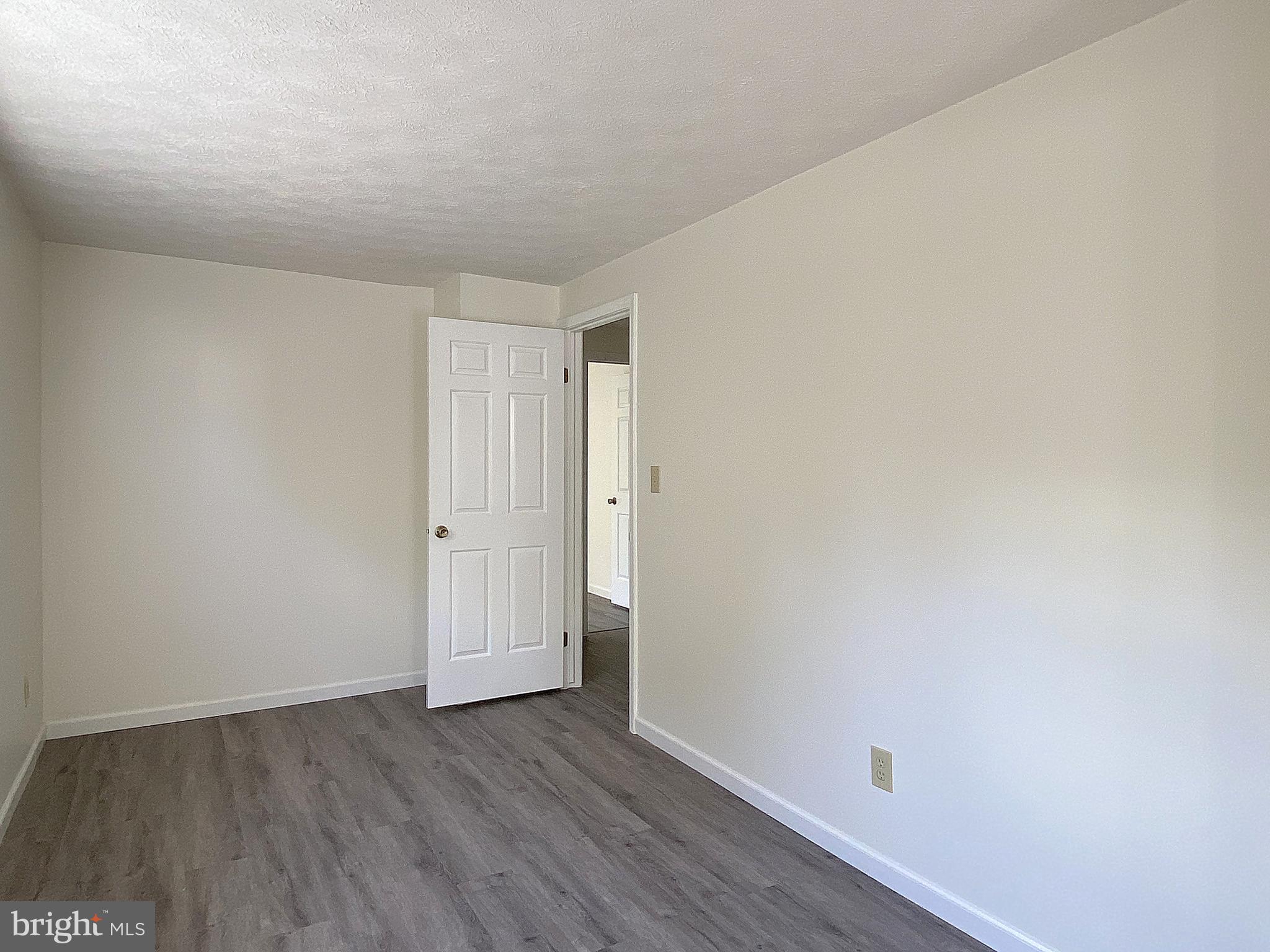 HARMANS WOODS - Residential