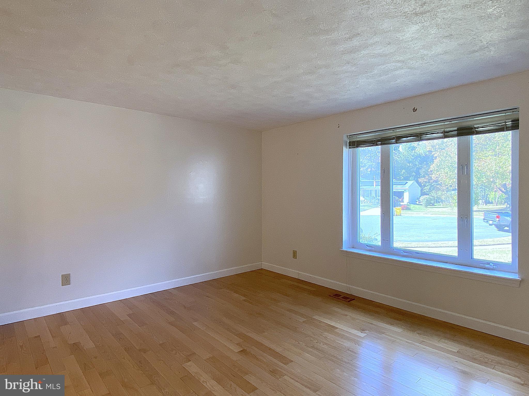 HARMANS WOODS - Residential