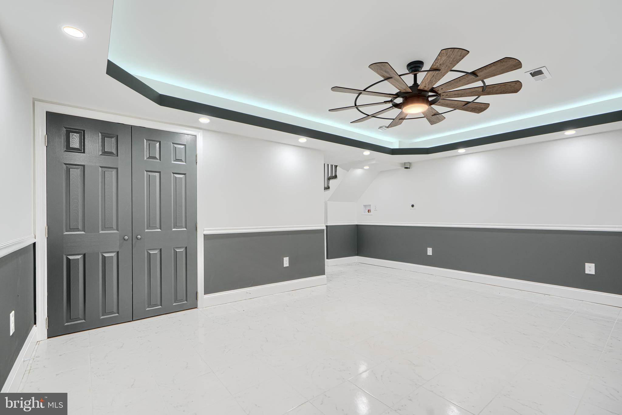 CHINQUAPIN PARK - Residential