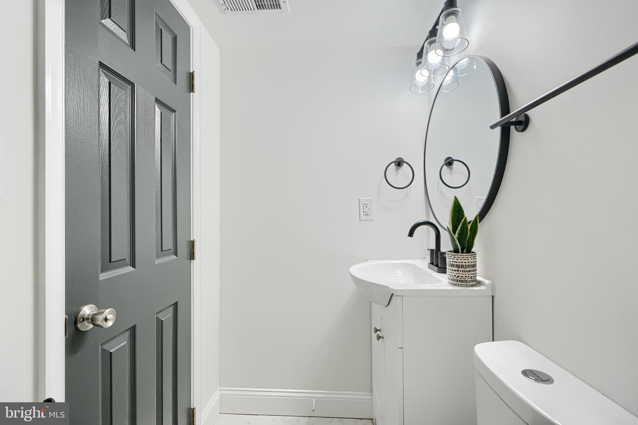 CHINQUAPIN PARK - Residential
