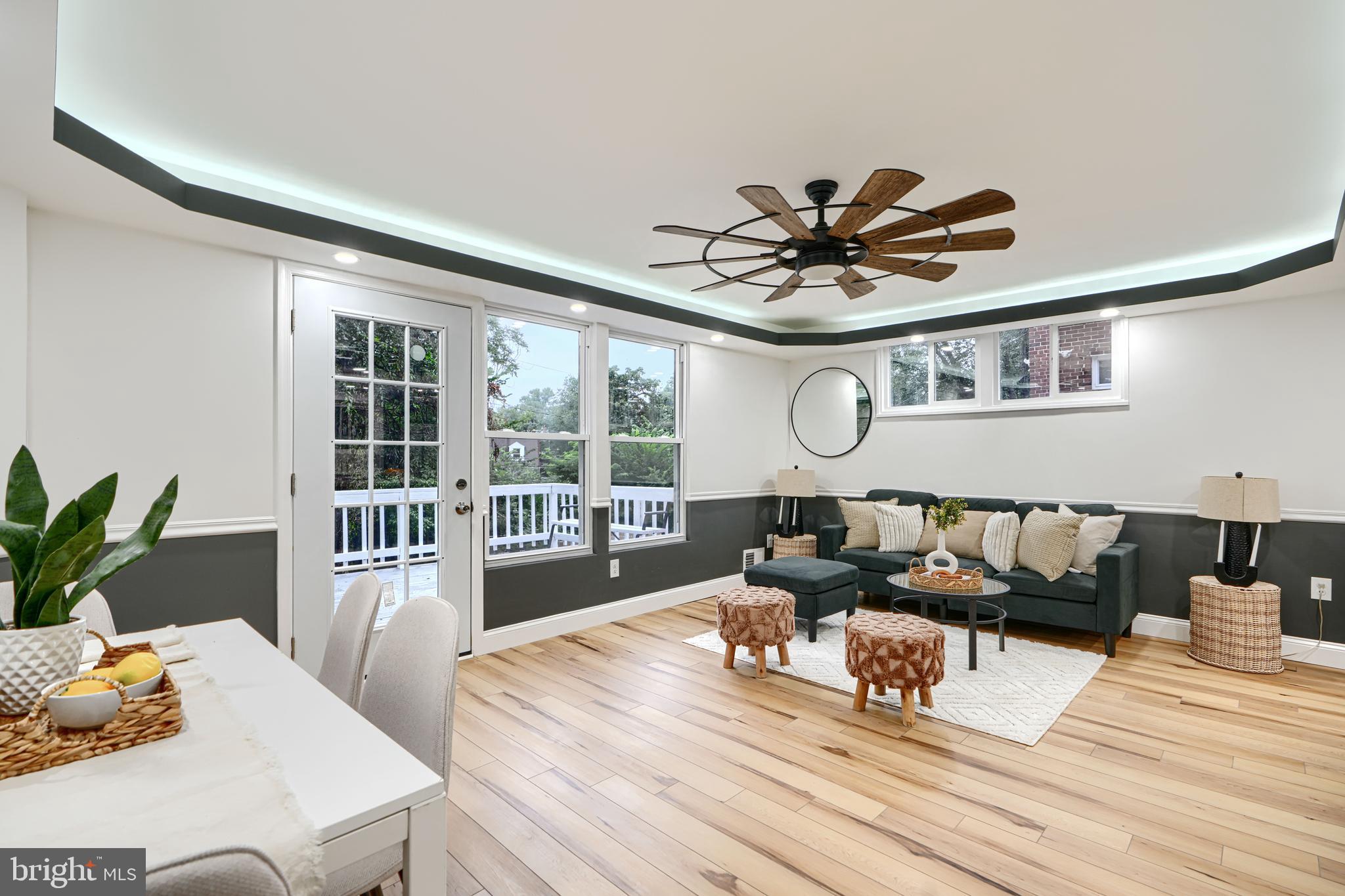 CHINQUAPIN PARK - Residential