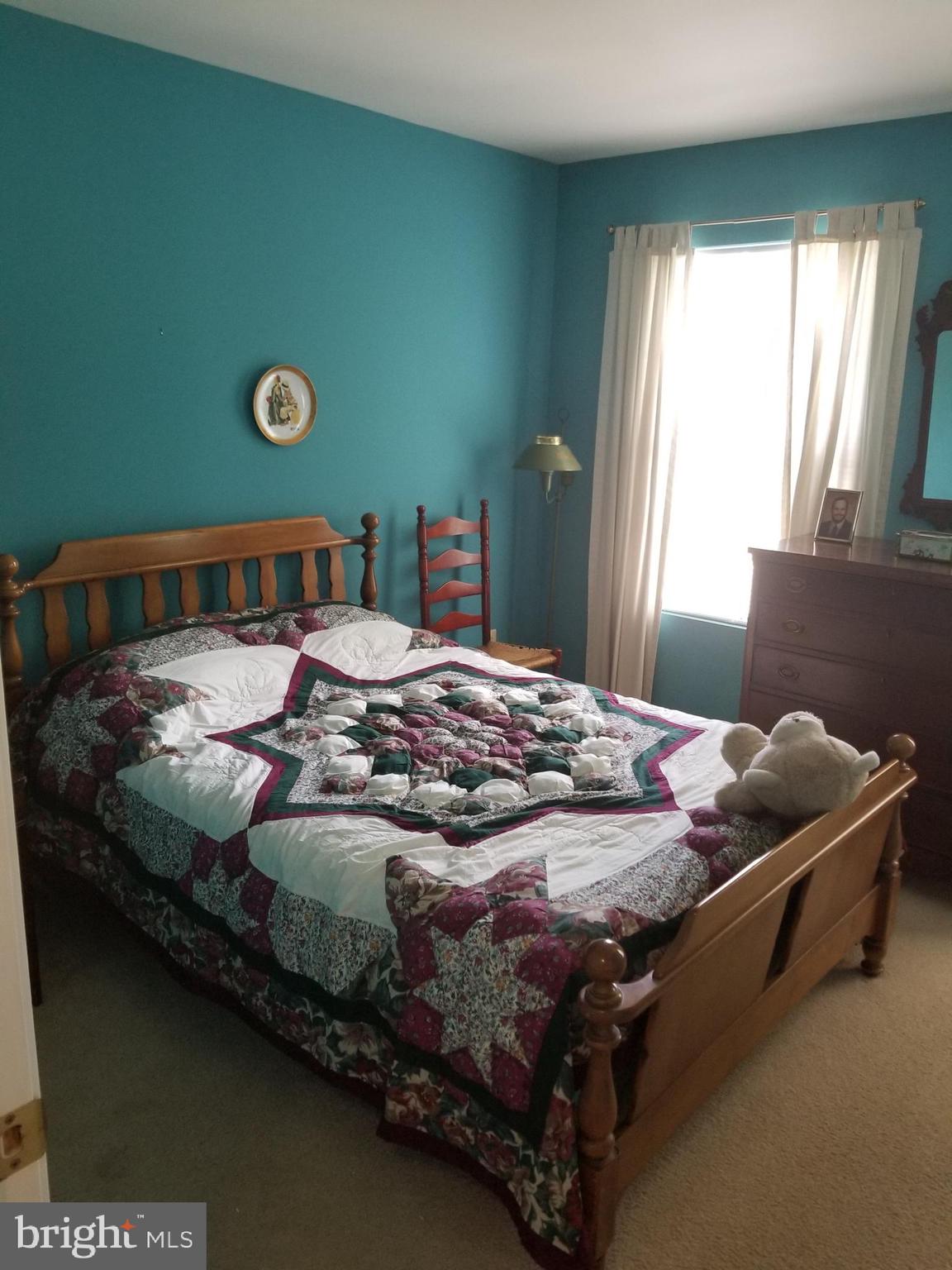 CHESTNUT TURN - Residential