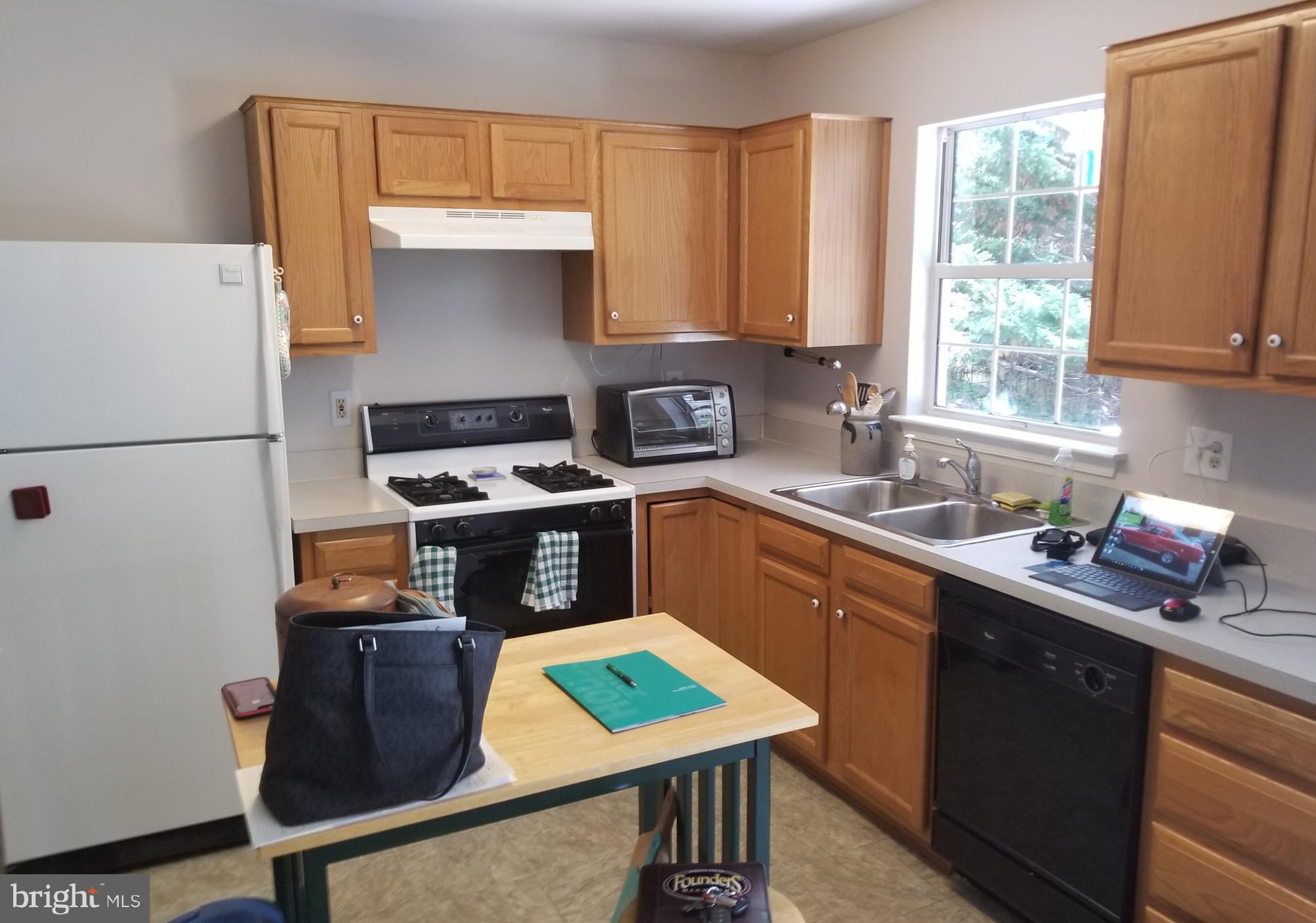 CHESTNUT TURN - Residential