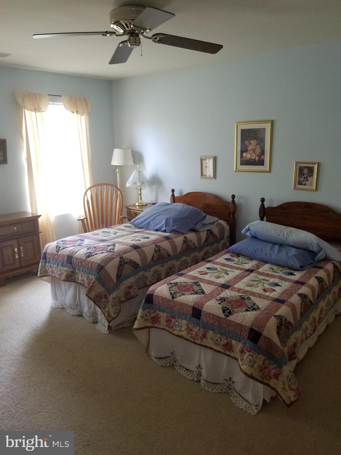 CHESTNUT TURN - Residential