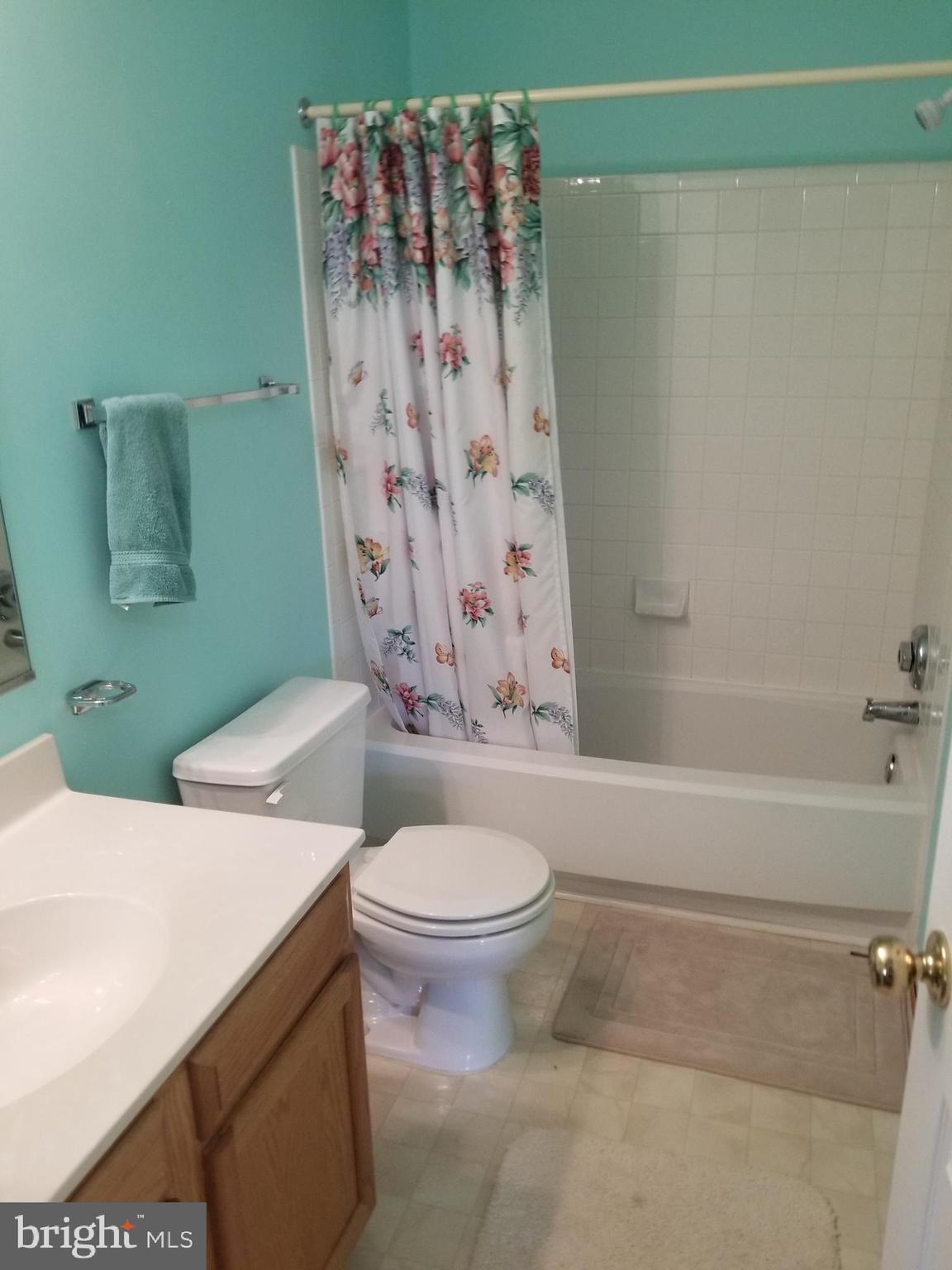 CHESTNUT TURN - Residential