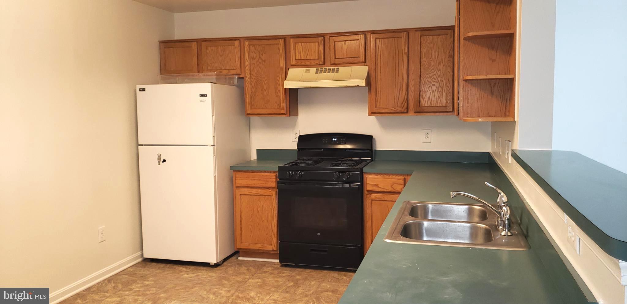 JACKSONS RIDGE CONDOS - Residential Lease