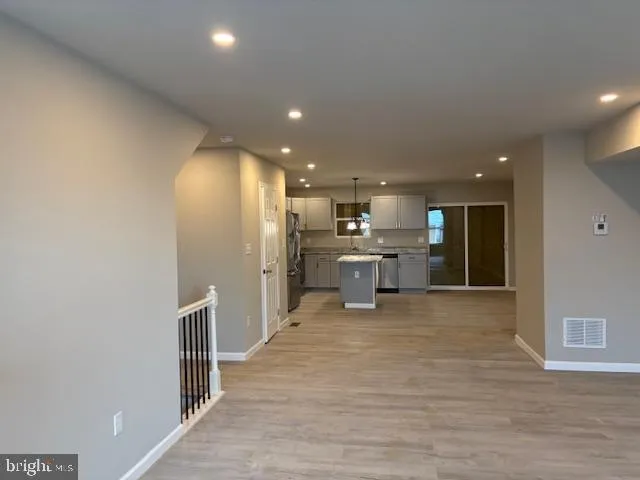 Wilmington, Delaware 19805, United States, 3 Bedrooms Bedrooms, ,3 BathroomsBathrooms,Residential,Active,257060