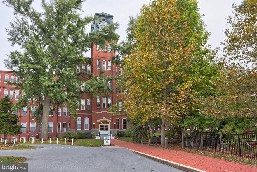 Well maintained, 2nd floor neat and clean 1 bedroom, 1 bath layout condo in Clock Towers giving care free living with private off street parking. Condo offers community room, free gym membership and handicap accessible. Conveniently located close to dining and shopping