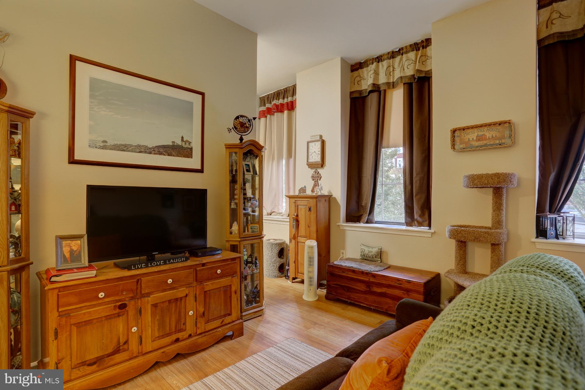 CLOCK TOWERS - Residential