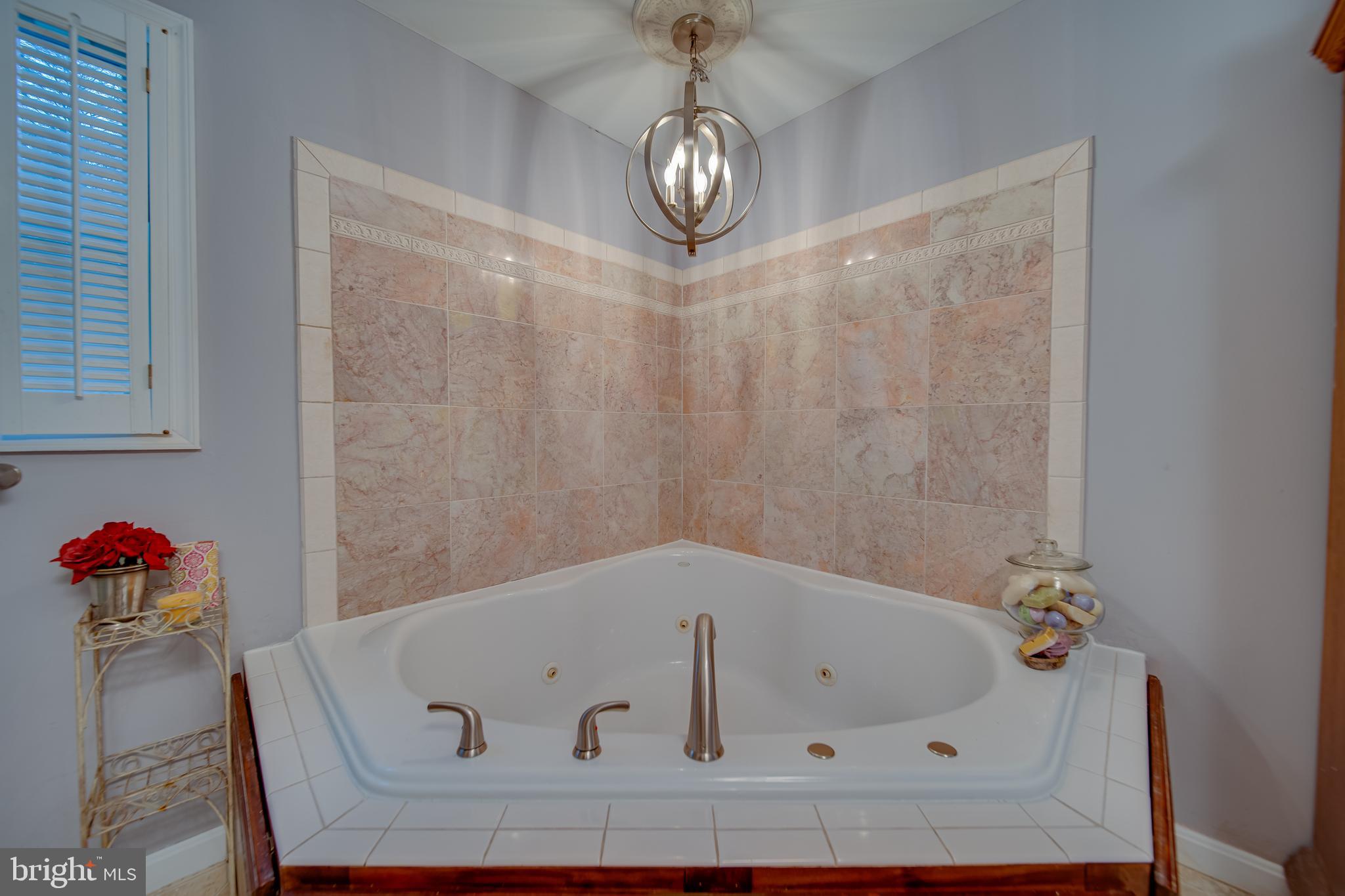 SPRUCE PINE HOLLOW - Residential