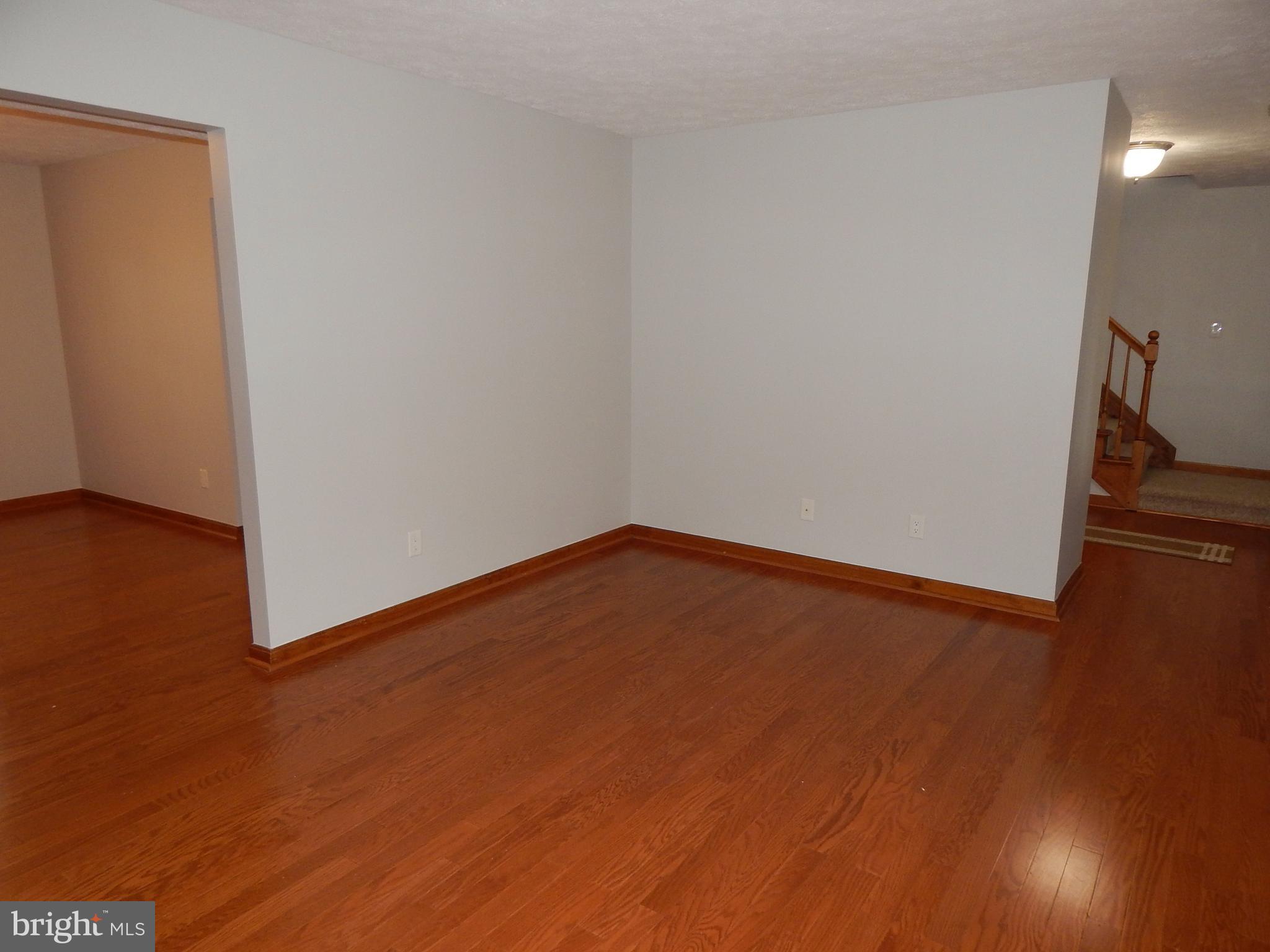 43974 WHITE CEDAR LANE