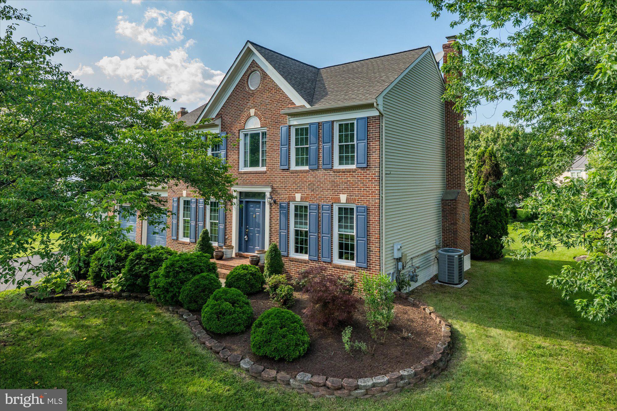 ASHBURN FARM - Residential