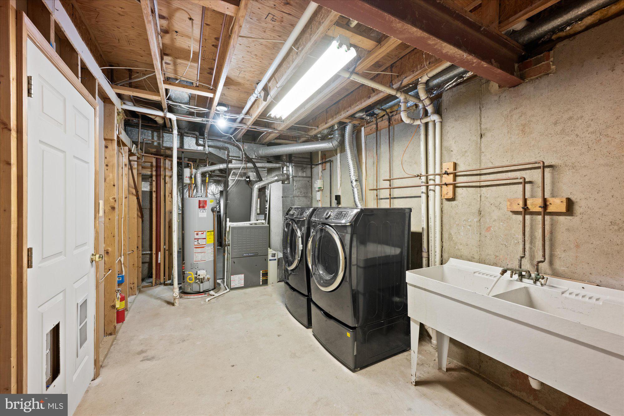 ASHBURN FARM - Residential