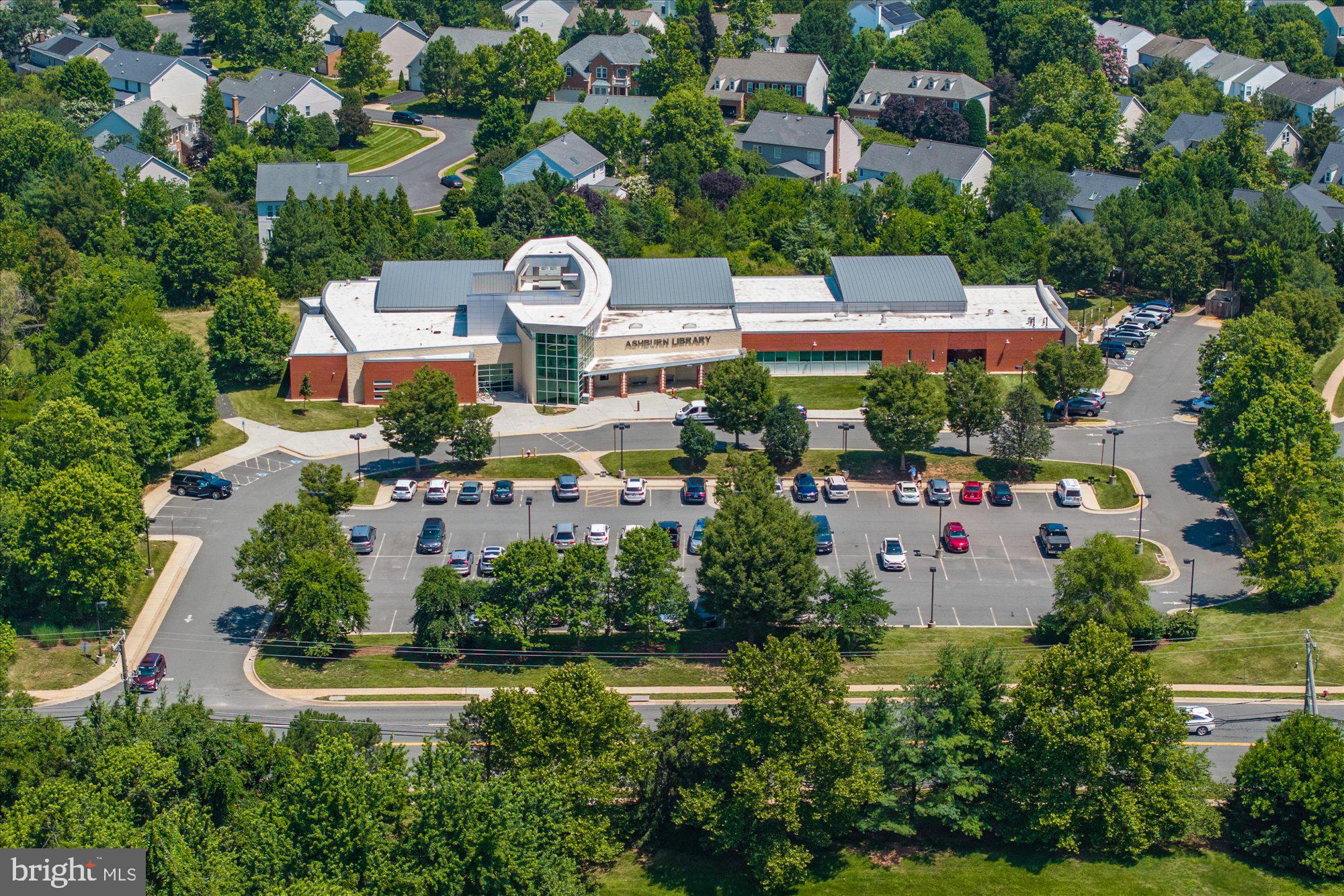 ASHBURN FARM - Residential