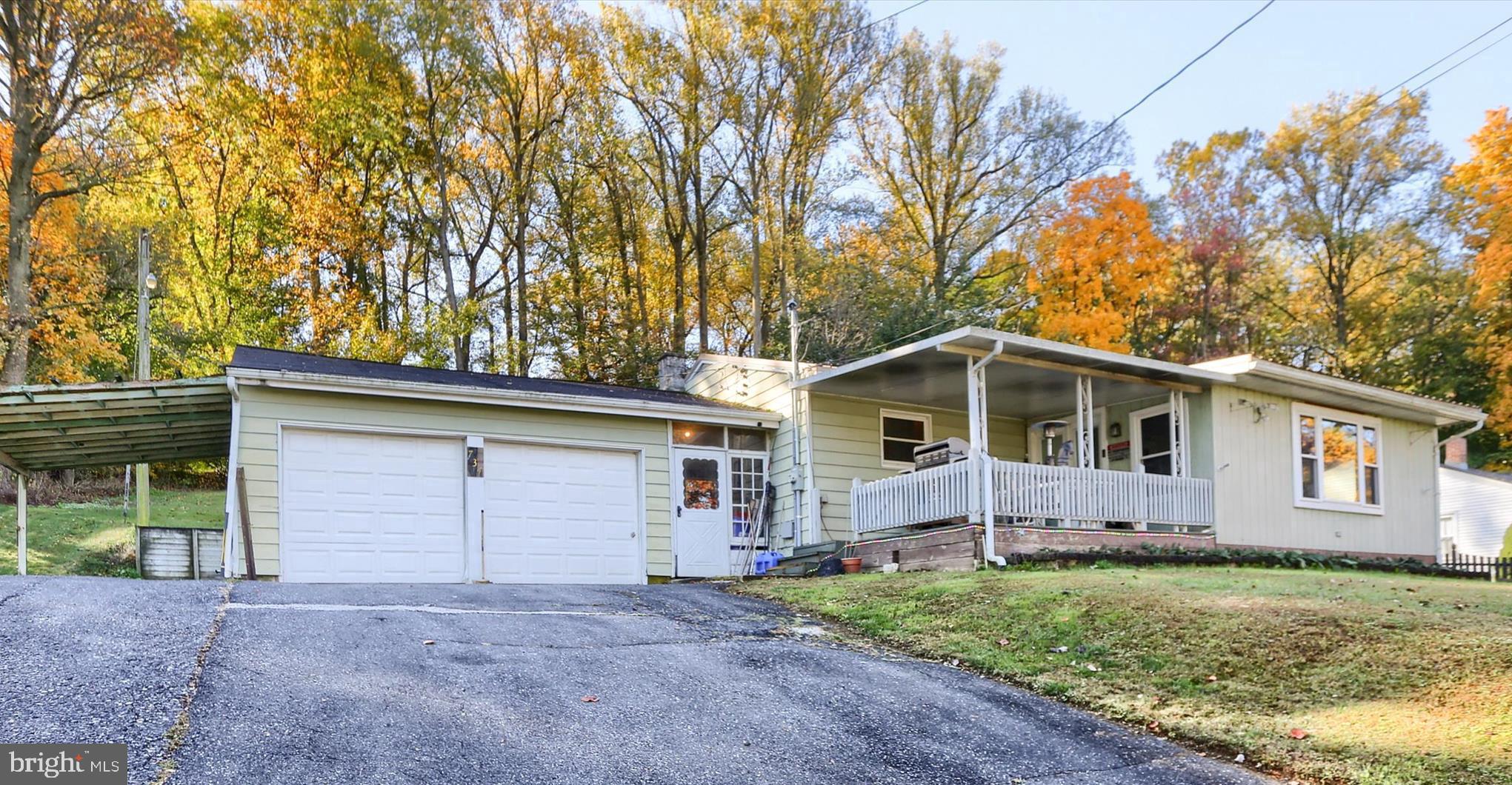 734 MAPLE GROVE RD