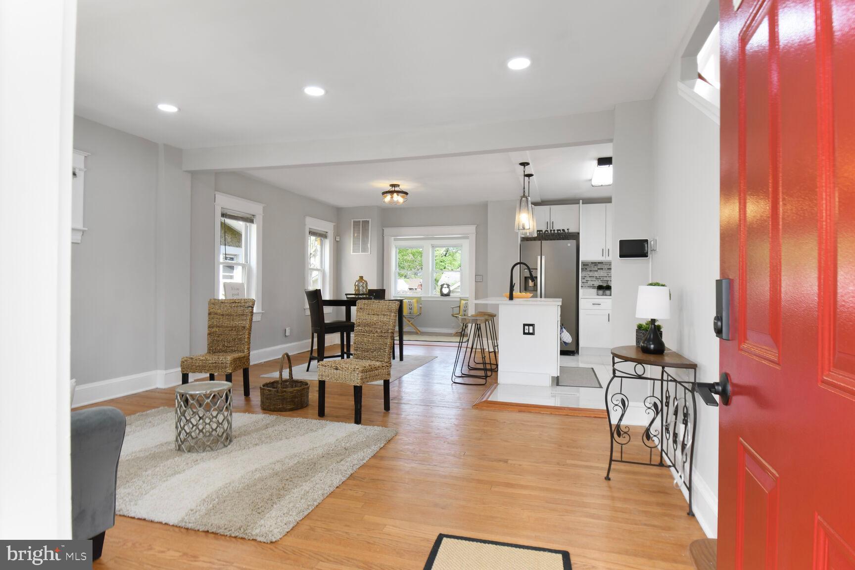 3807 20TH STREET NE
