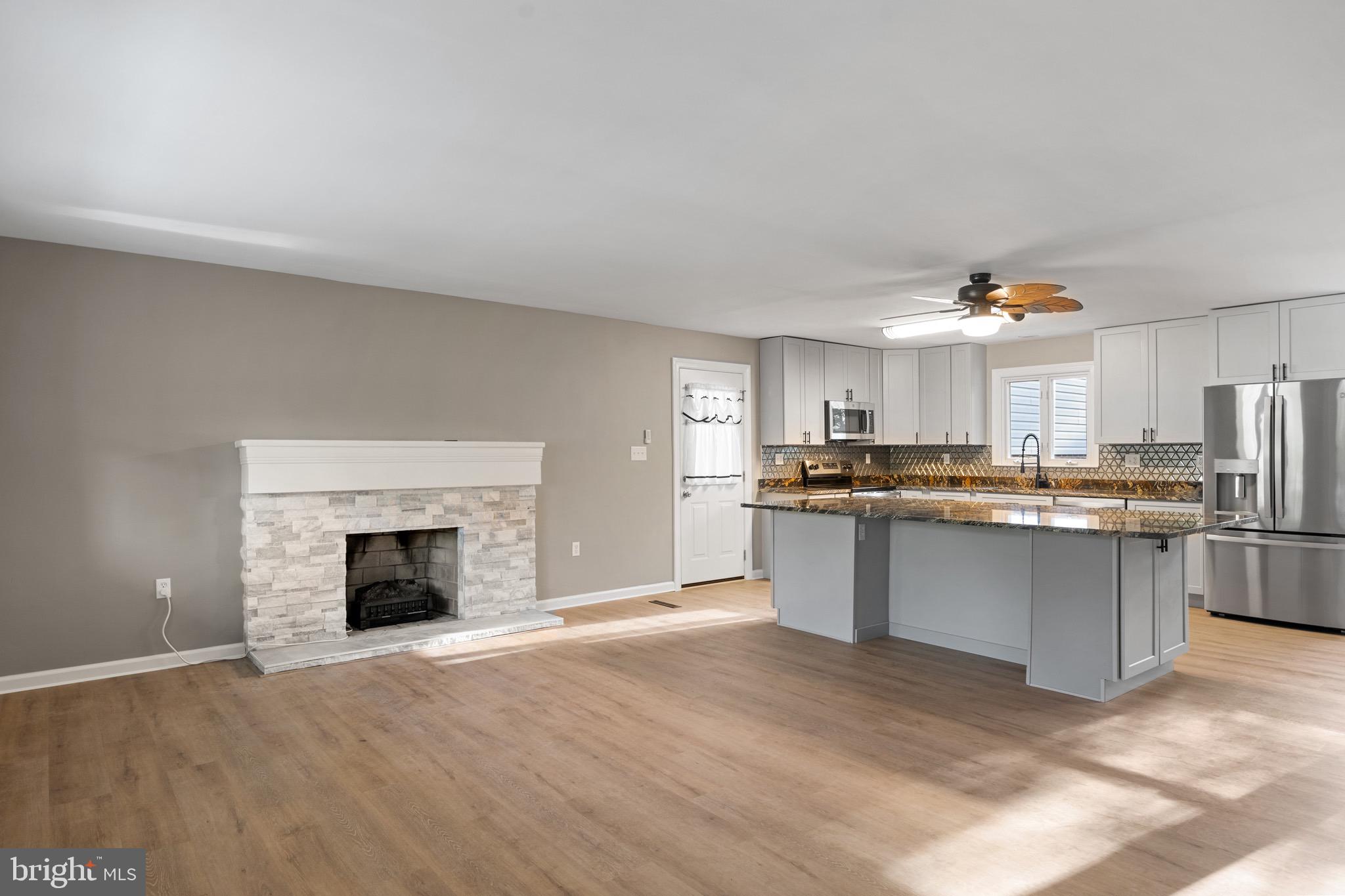 ROBIE MANOR SUB - Residential Lease