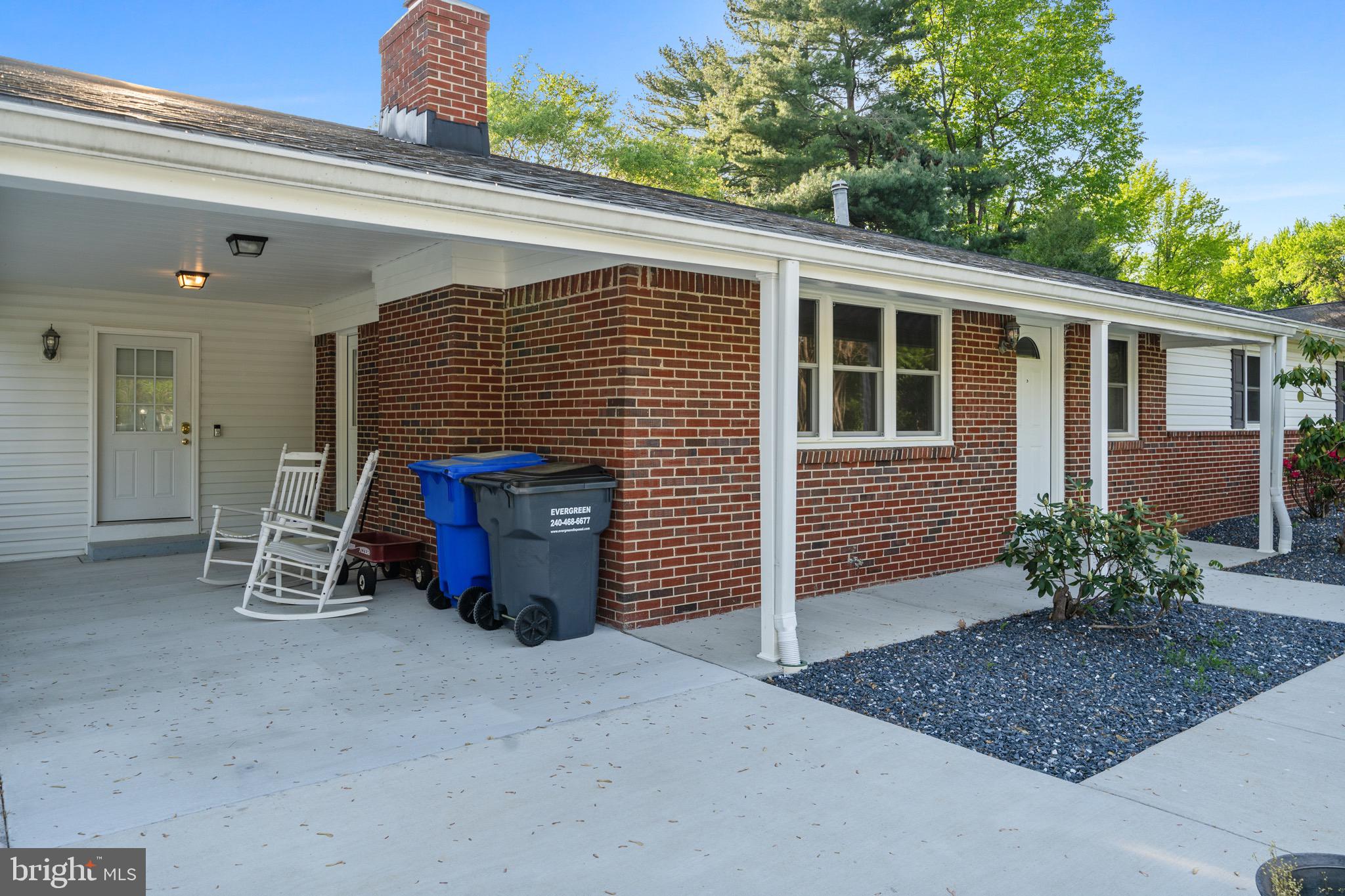 ROBIE MANOR SUB - Residential Lease