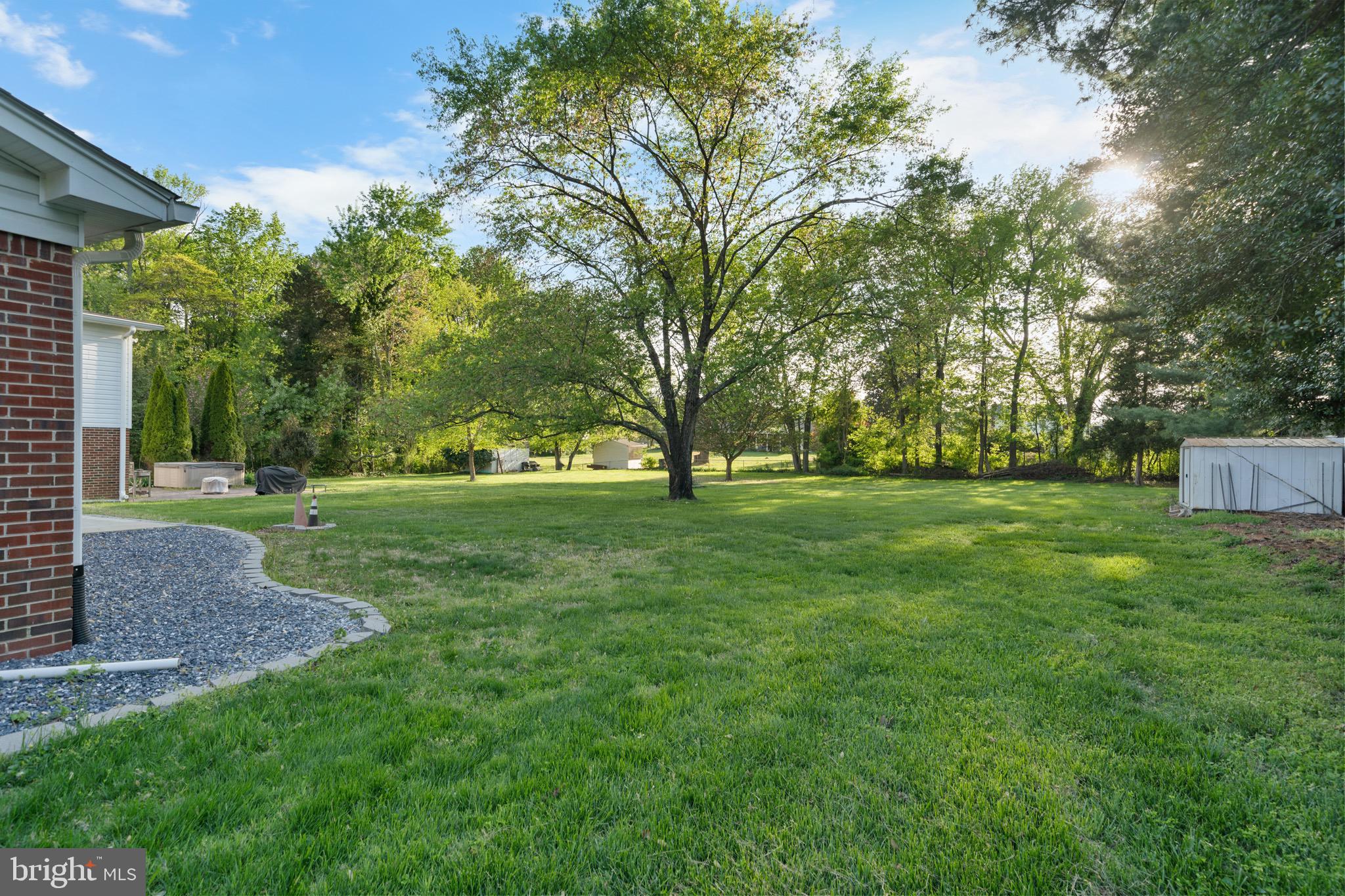 ROBIE MANOR SUB - Residential Lease