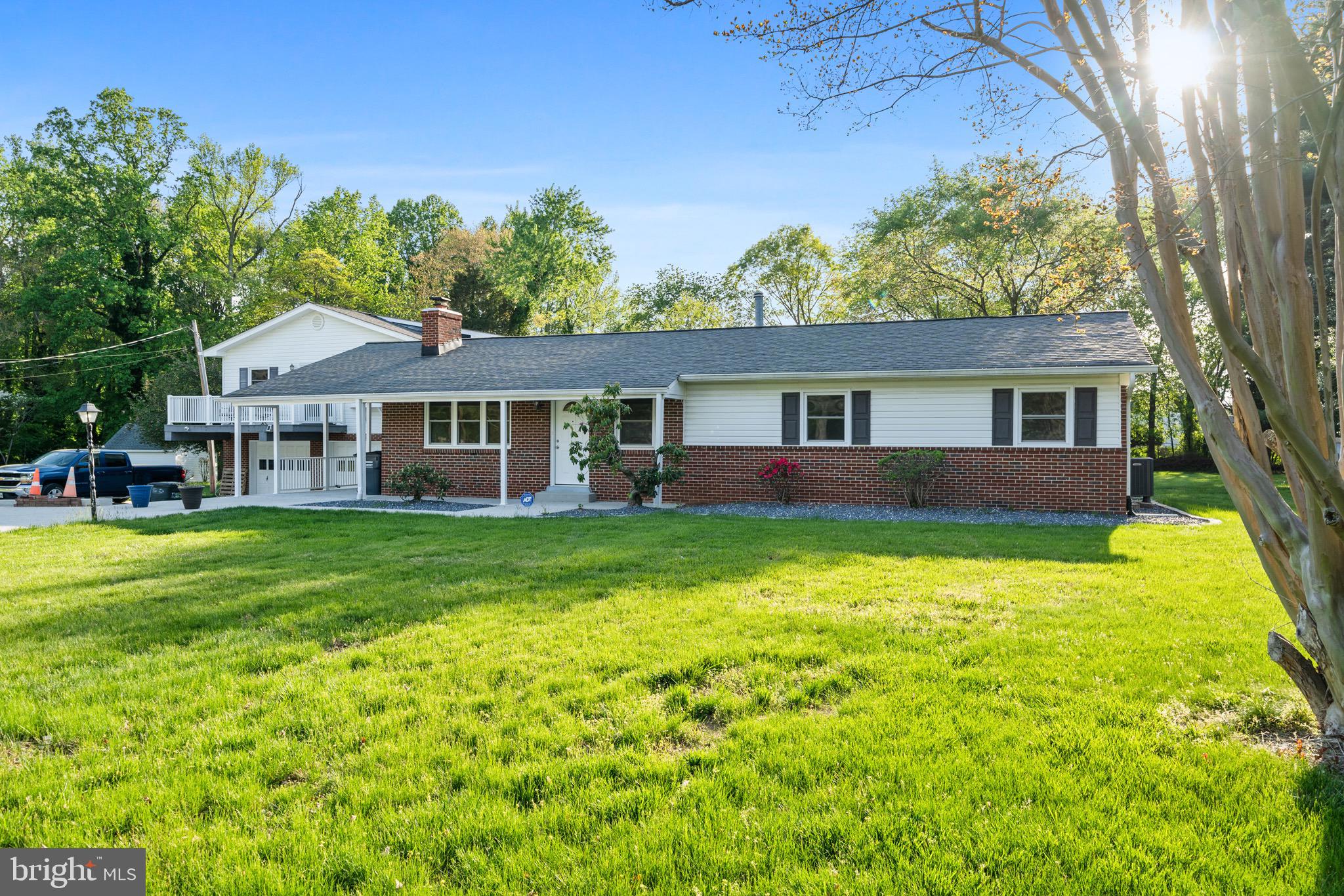 ROBIE MANOR SUB - Residential Lease