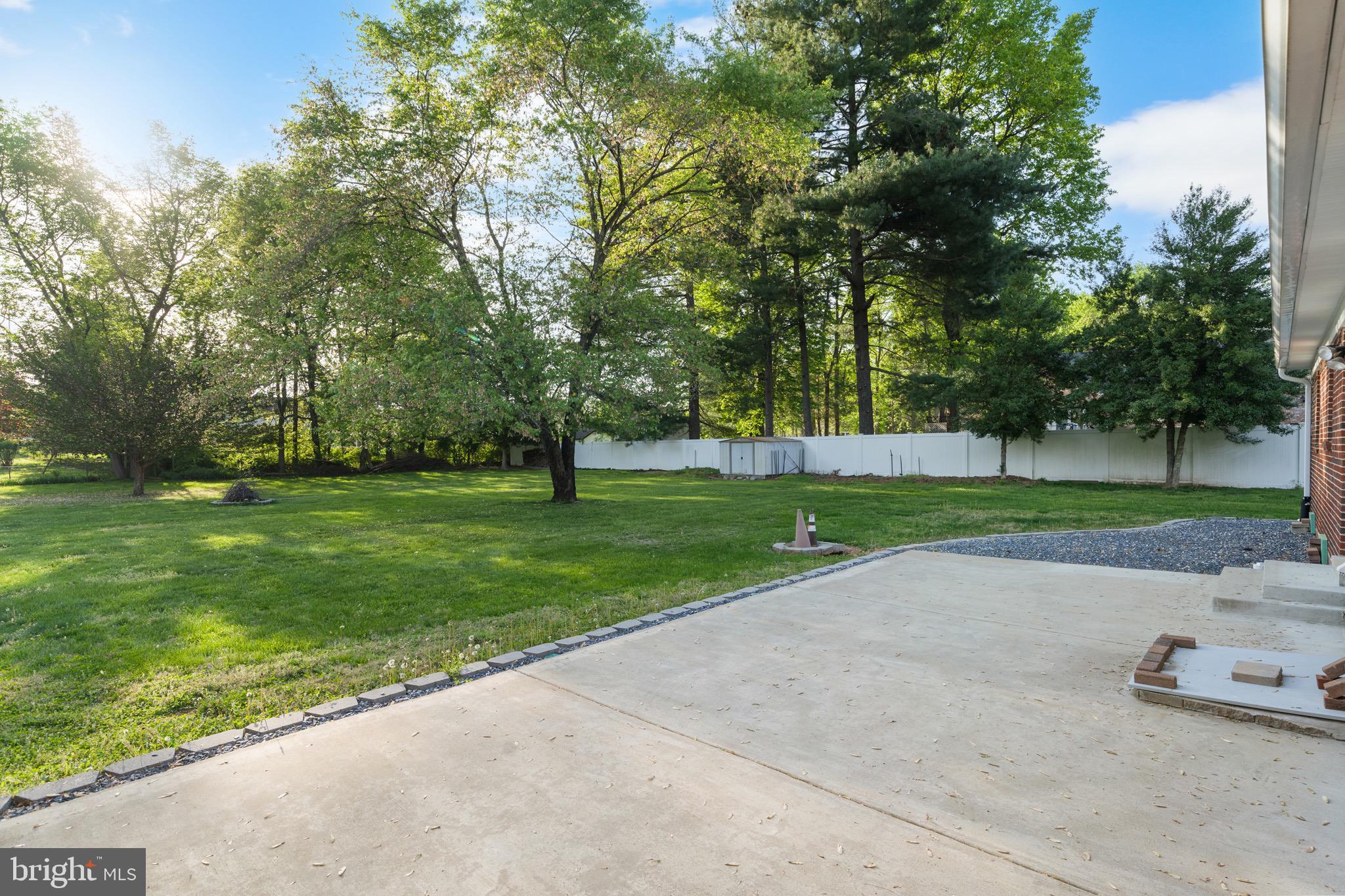 ROBIE MANOR SUB - Residential Lease