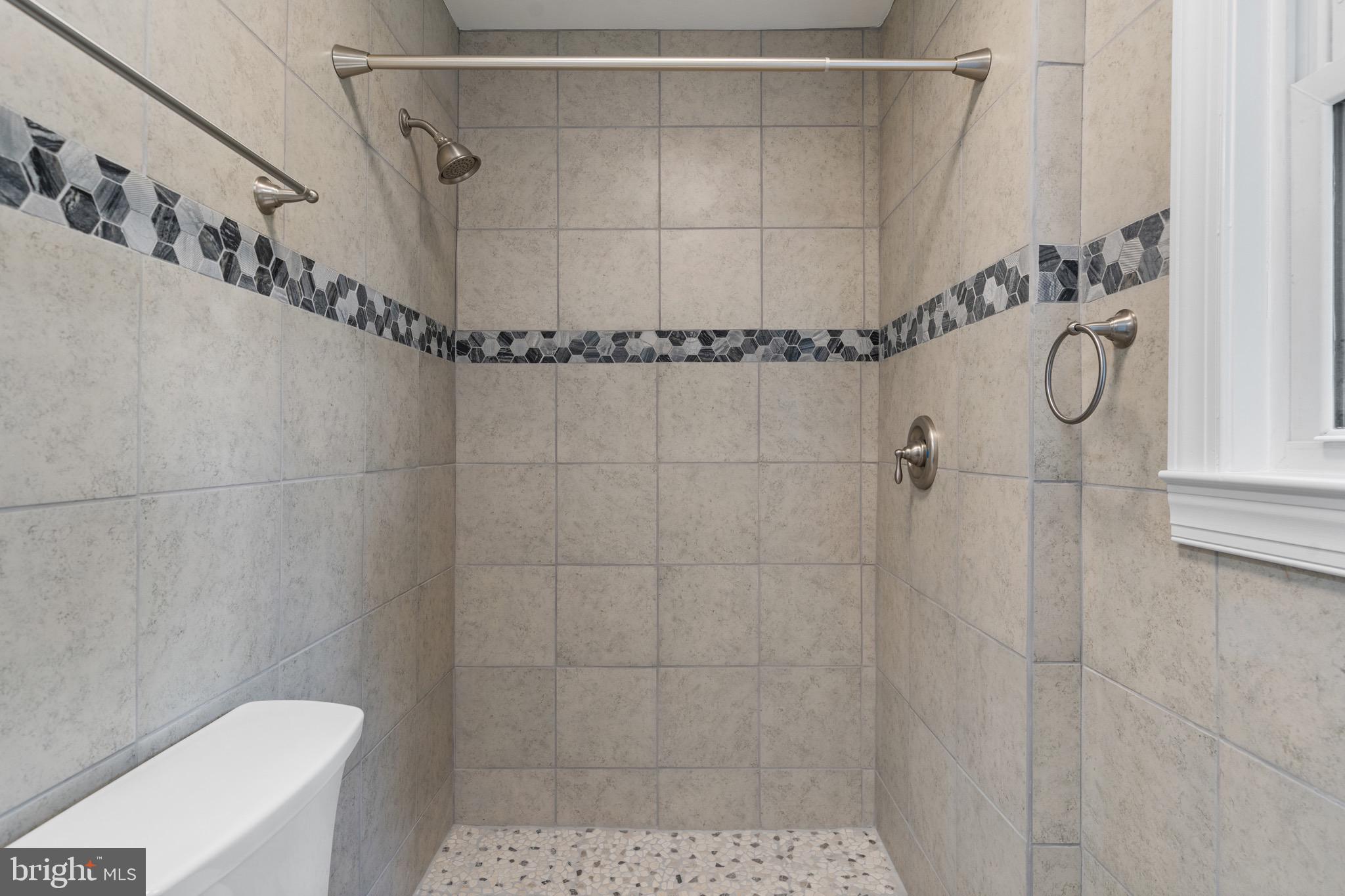 ROBIE MANOR SUB - Residential Lease