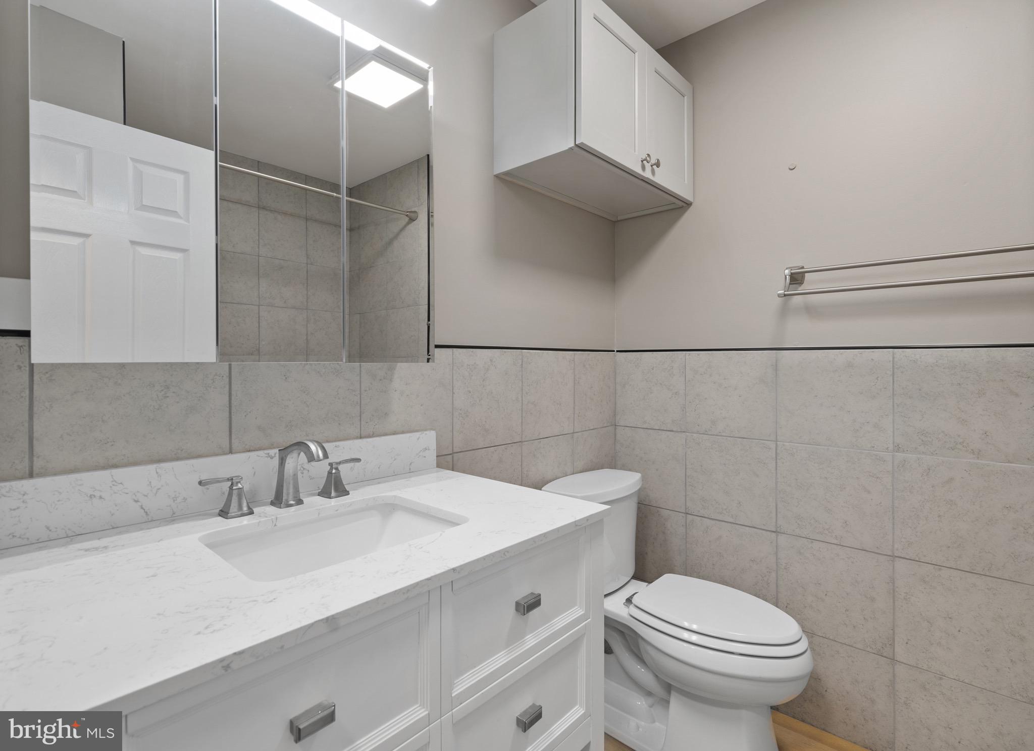 ROBIE MANOR SUB - Residential Lease