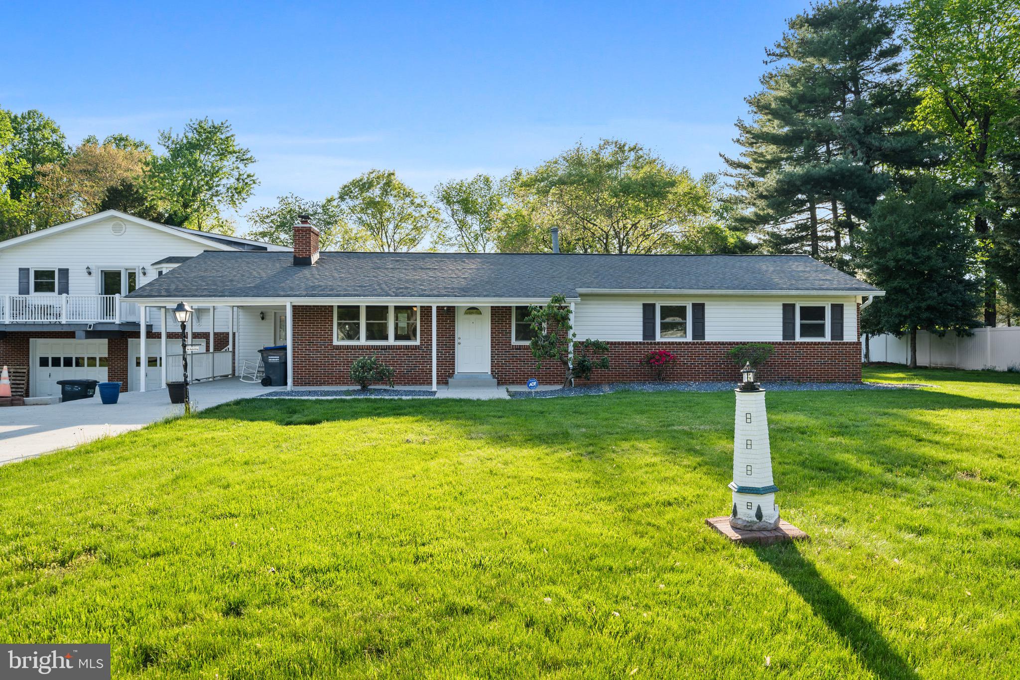 ROBIE MANOR SUB - Residential Lease