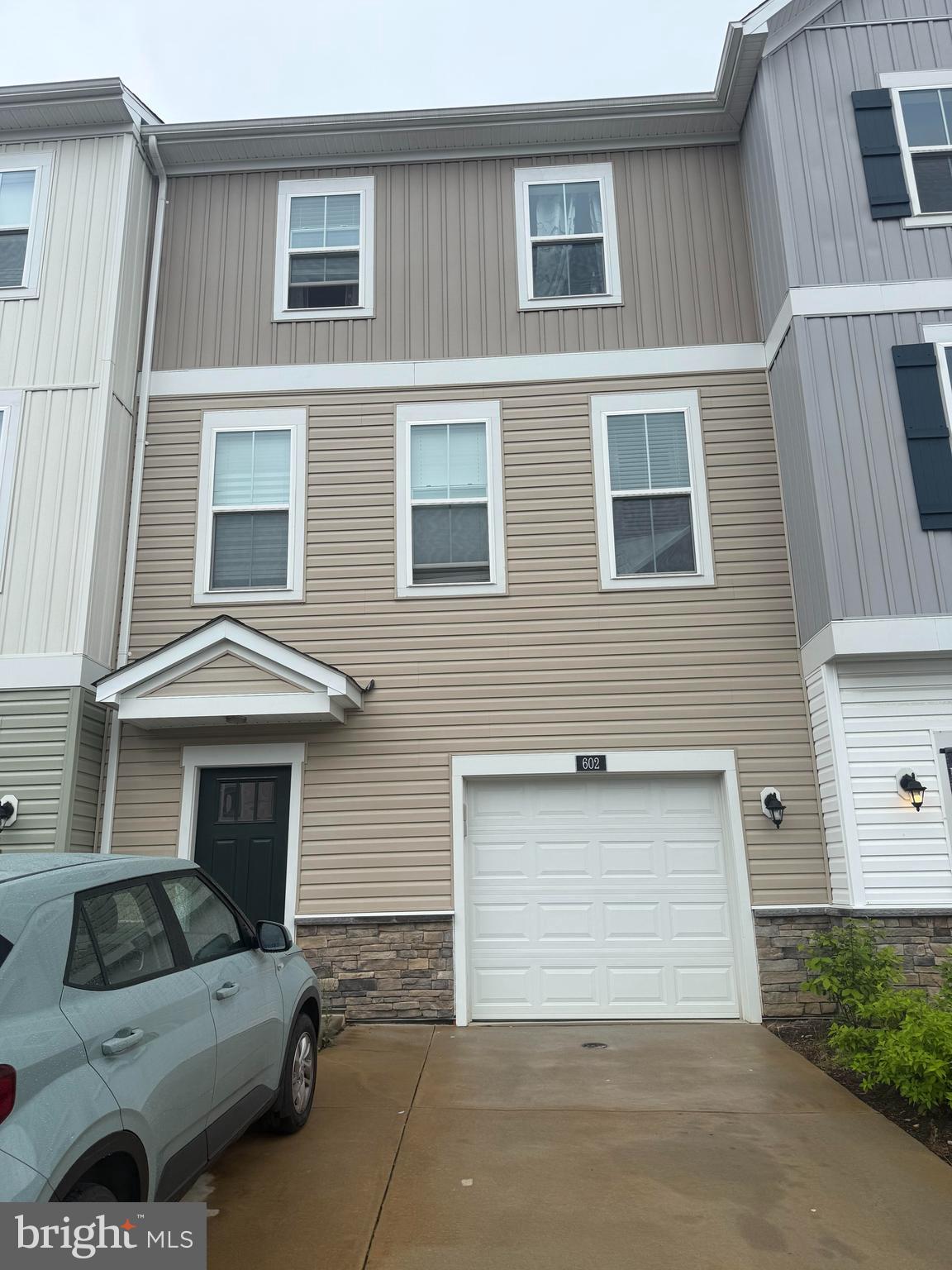 CHERRYVIEW LANDING - Residential