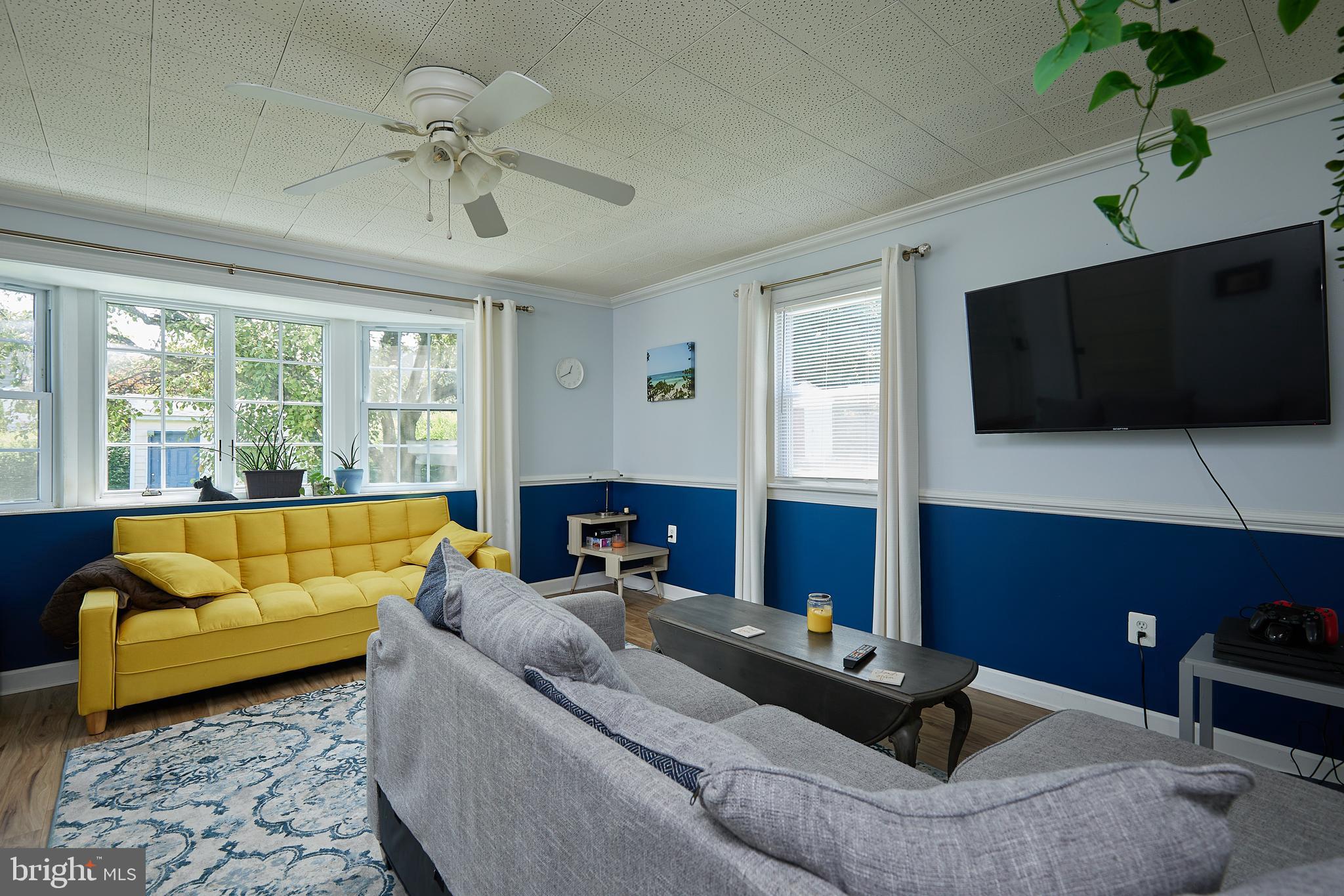 MICHIGAN PARK HILLS - Residential