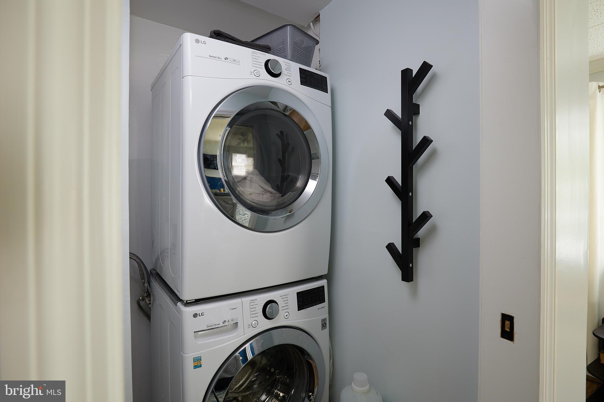 MICHIGAN PARK HILLS - Residential